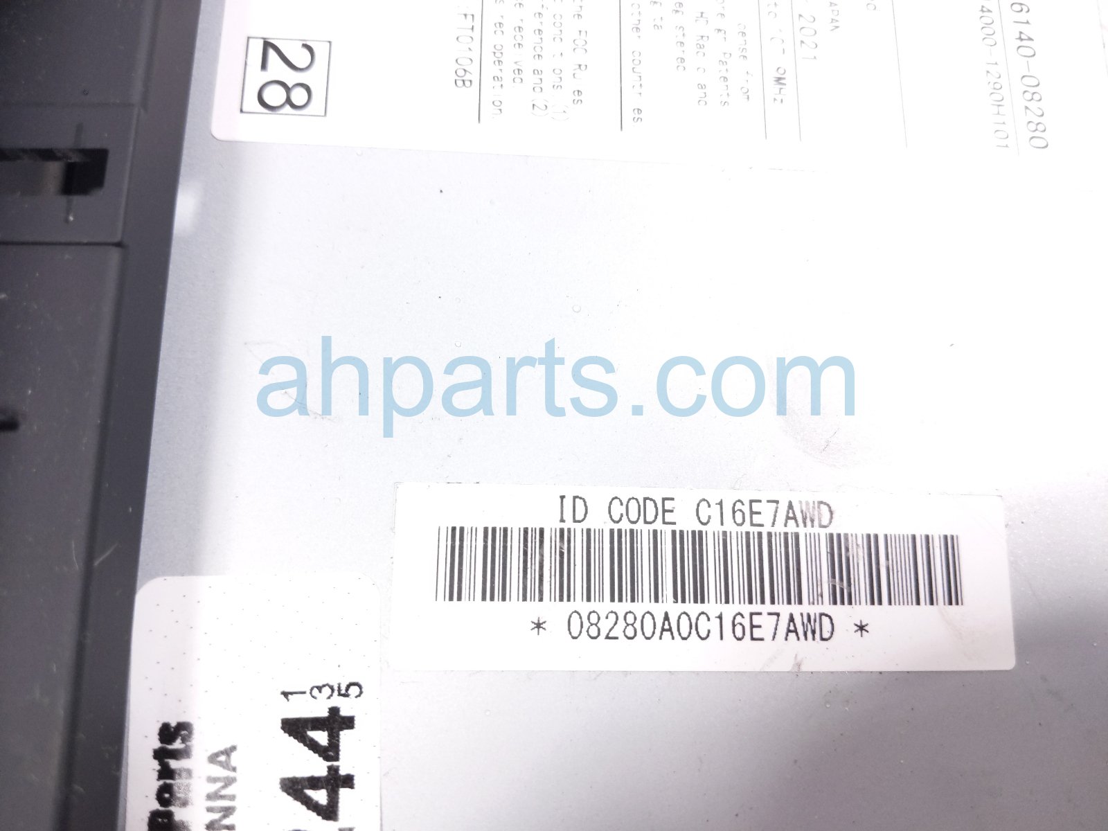 2022 Toyota Sienna Radio Receiver & Display Assy Xle 86140 08280 Replacement 2022 Toyota Sienna Radio Receiver & Display Assy Xle 86140 08280 Replacement thumbnail