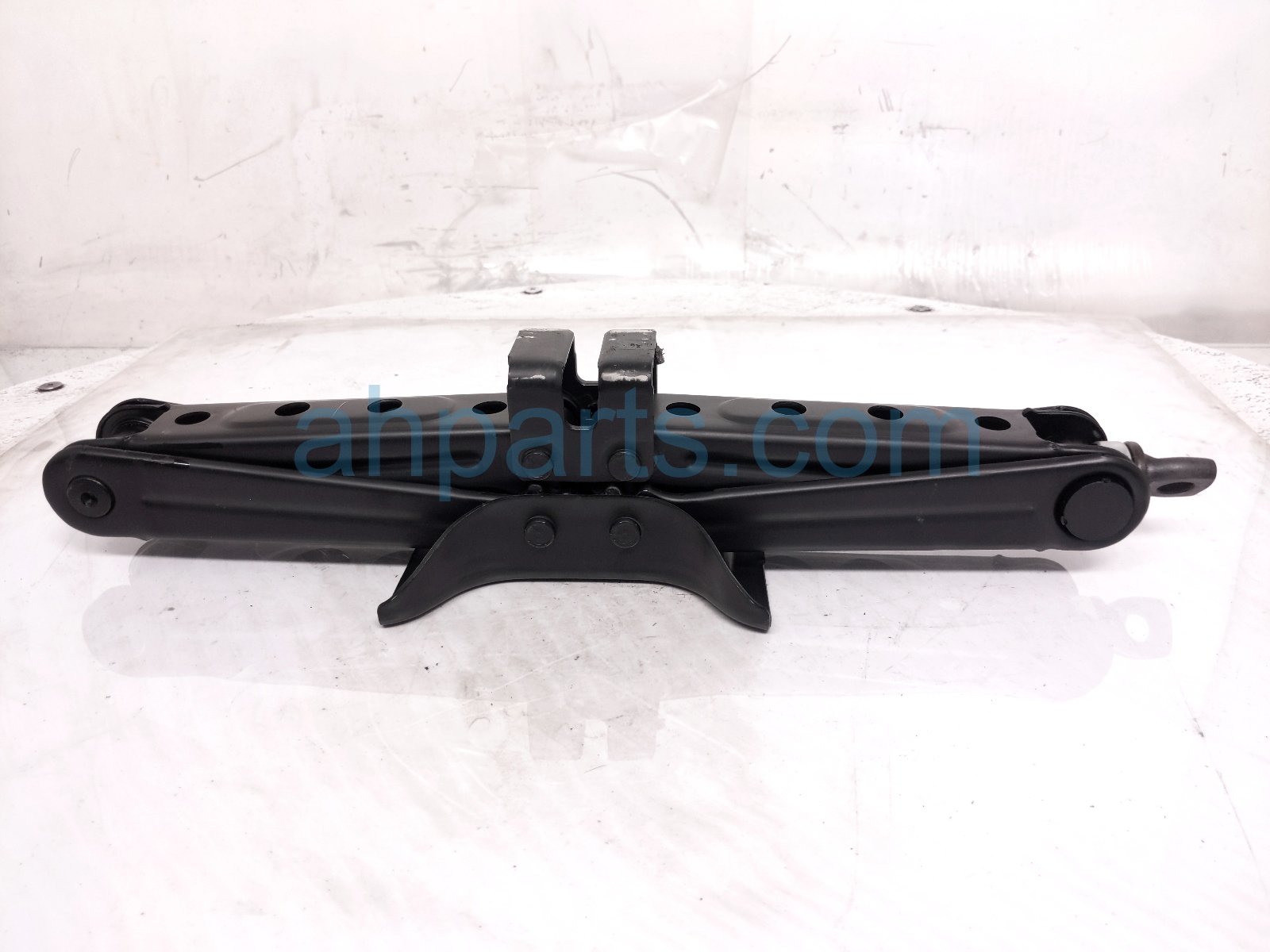 Subaru SCISSOR JACK ONLY Subaru SCISSOR JACK ONLY