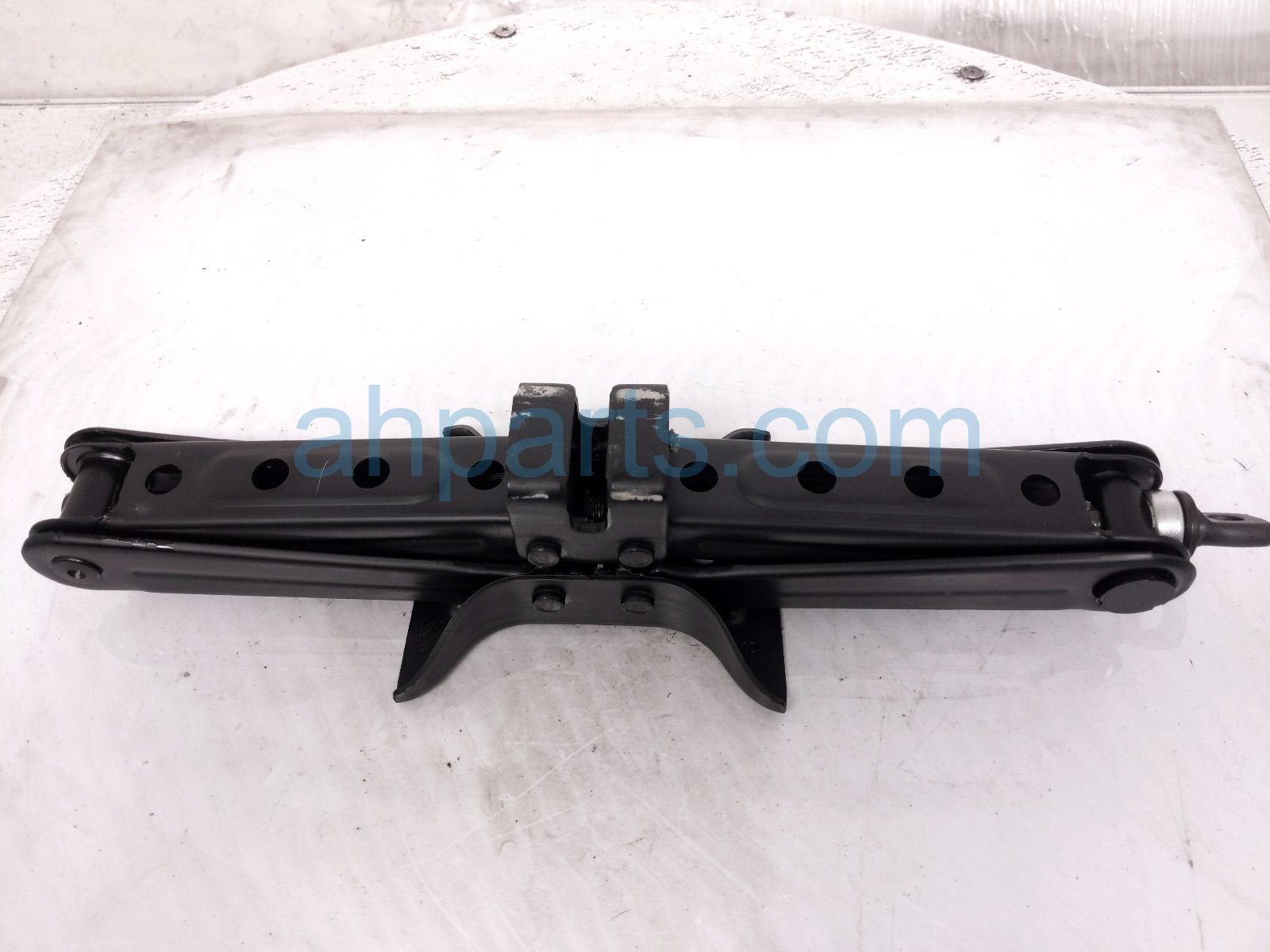 2024 Subaru Legacy Scissor Jack Only 97032AN00A Replacement 2024 Subaru Legacy Scissor Jack Only 97032AN00A Replacement thumbnail