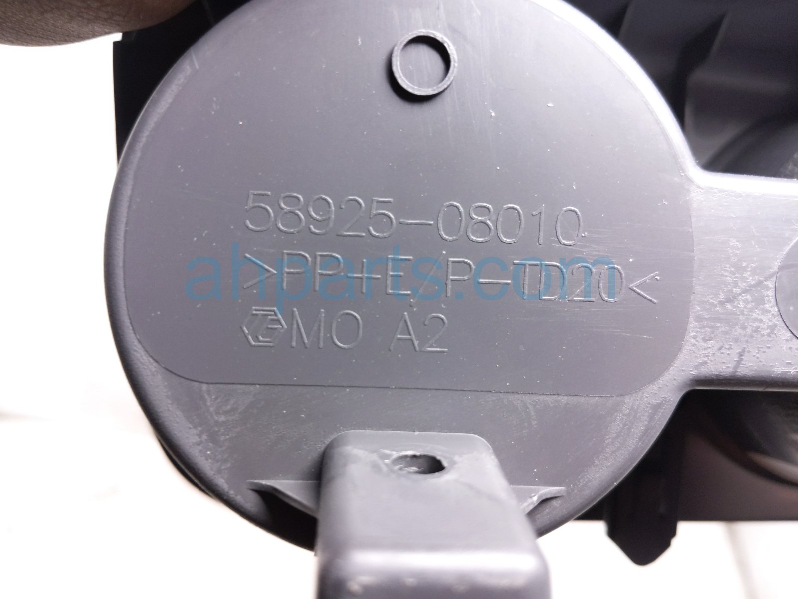 2022 Toyota Sienna Center Console Rear Cup Hld Grey 58925 08010 B0 Replacement 2022 Toyota Sienna Center Console Rear Cup Hld Grey 58925 08010 B0 Replacement thumbnail