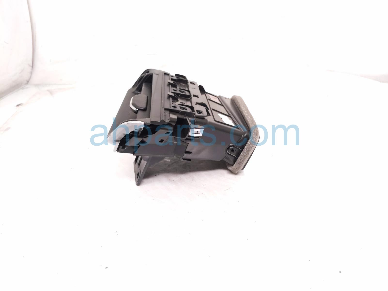 2024 Jeep Grand Cherokee Driver Dash Air Vent Outlet Blk 6PK921ZLAB Replacement 2024 Jeep Grand Cherokee Driver Dash Air Vent Outlet Blk 6PK921ZLAB Replacement thumbnail