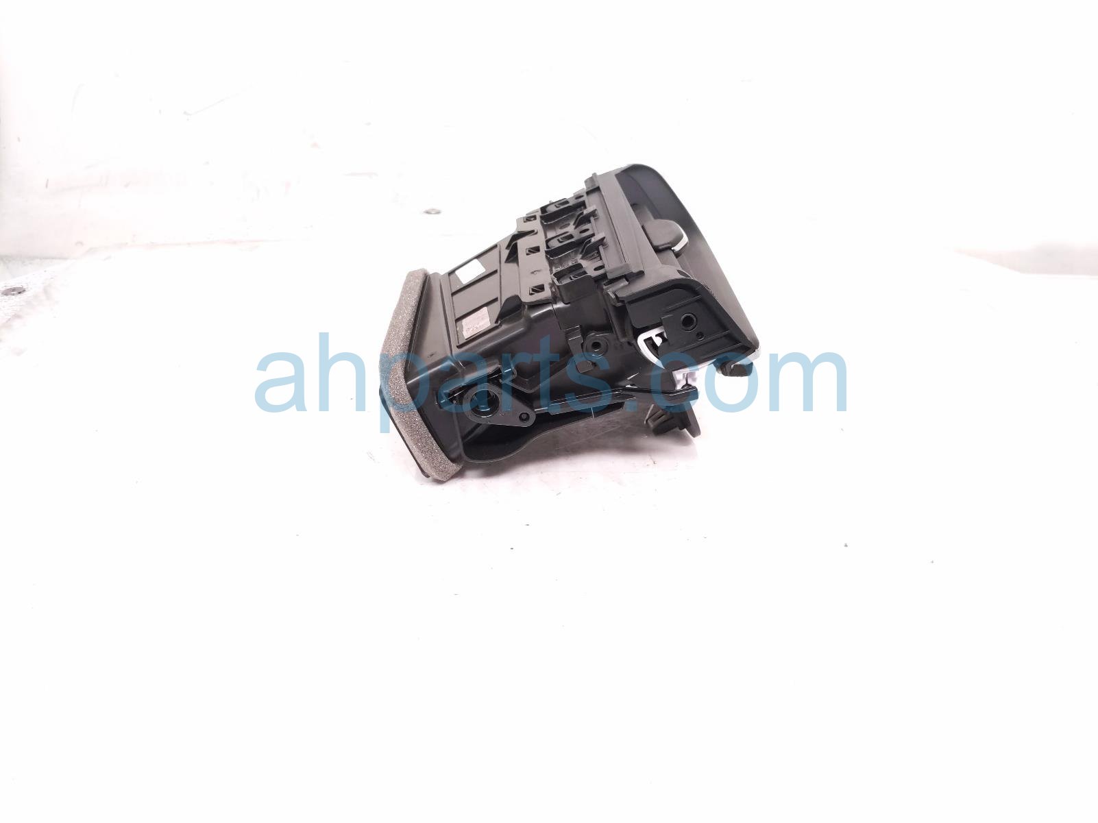 2024 Jeep Grand Cherokee Driver Dash Air Vent Outlet Blk 6PK921ZLAB Replacement 2024 Jeep Grand Cherokee Driver Dash Air Vent Outlet Blk 6PK921ZLAB Replacement thumbnail