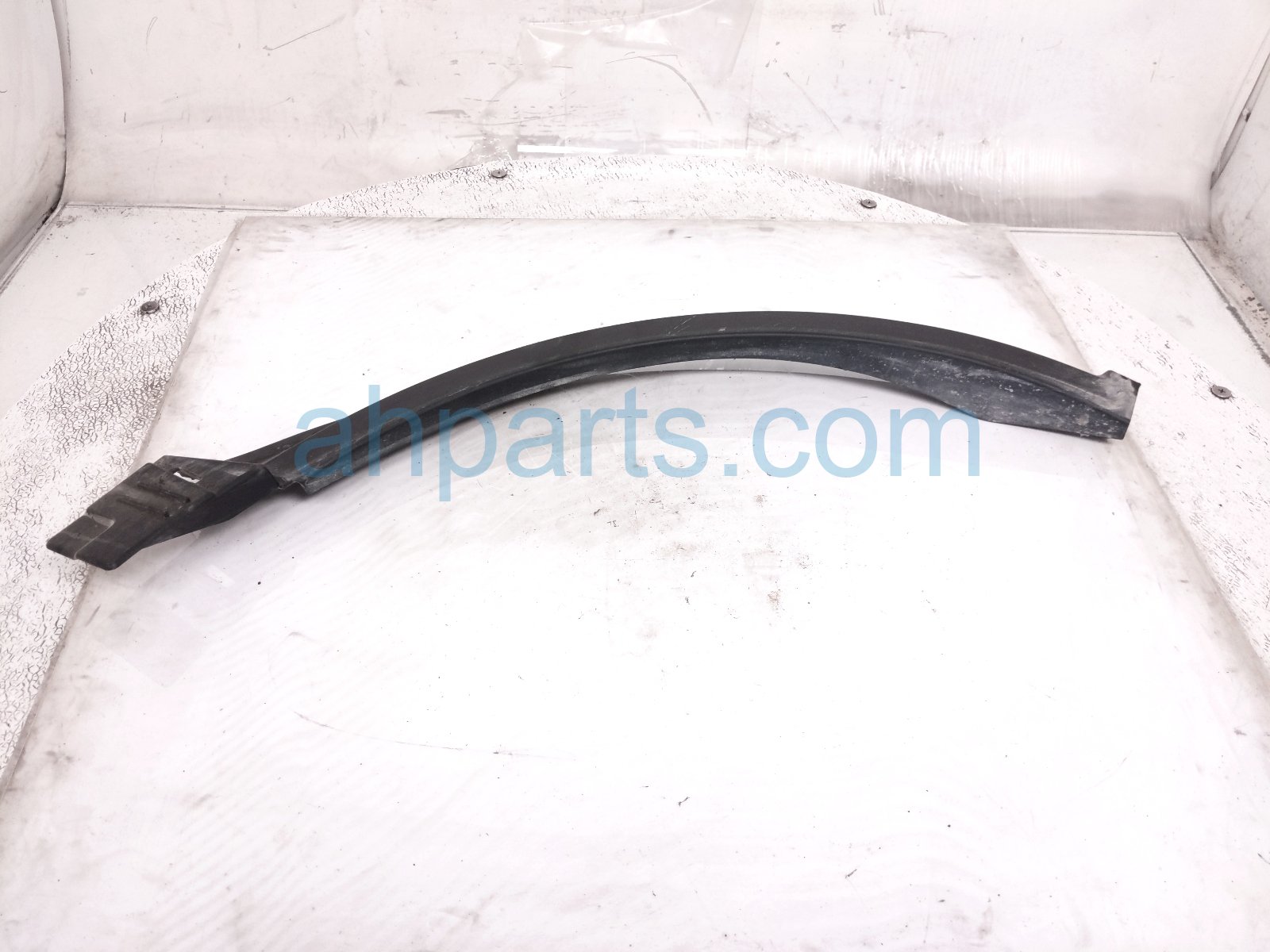 Honda RR/RH WHEEL ARCH MOLDING - BLACK