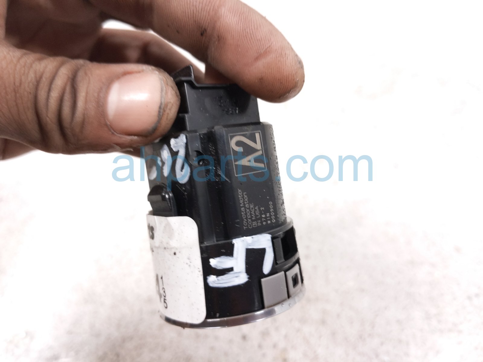 2022 Toyota Sienna Column Push Start / Stop Ignition Switch 89611 08020 Replacement 2022 Toyota Sienna Column Push Start / Stop Ignition Switch 89611 08020 Replacement thumbnail
