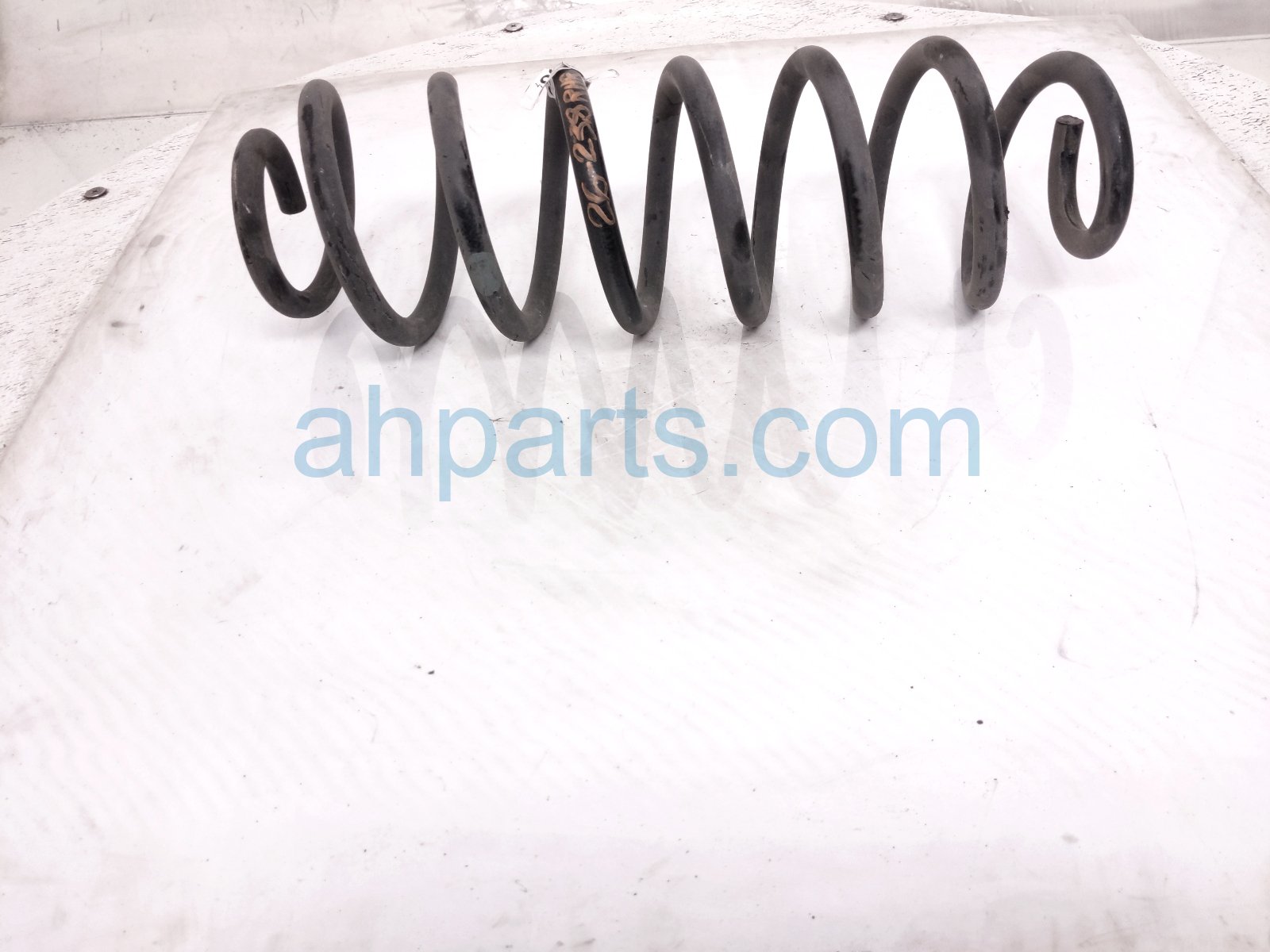 2020 Toyota Camry Strut / / Shock Absorber Rear Passenger Coil Spring 2.5l 48231 06890 Replacement 2020 Toyota Camry Strut / / Shock Absorber Rear Passenger Coil Spring 2.5l 48231 06890 Replacement thumbnail