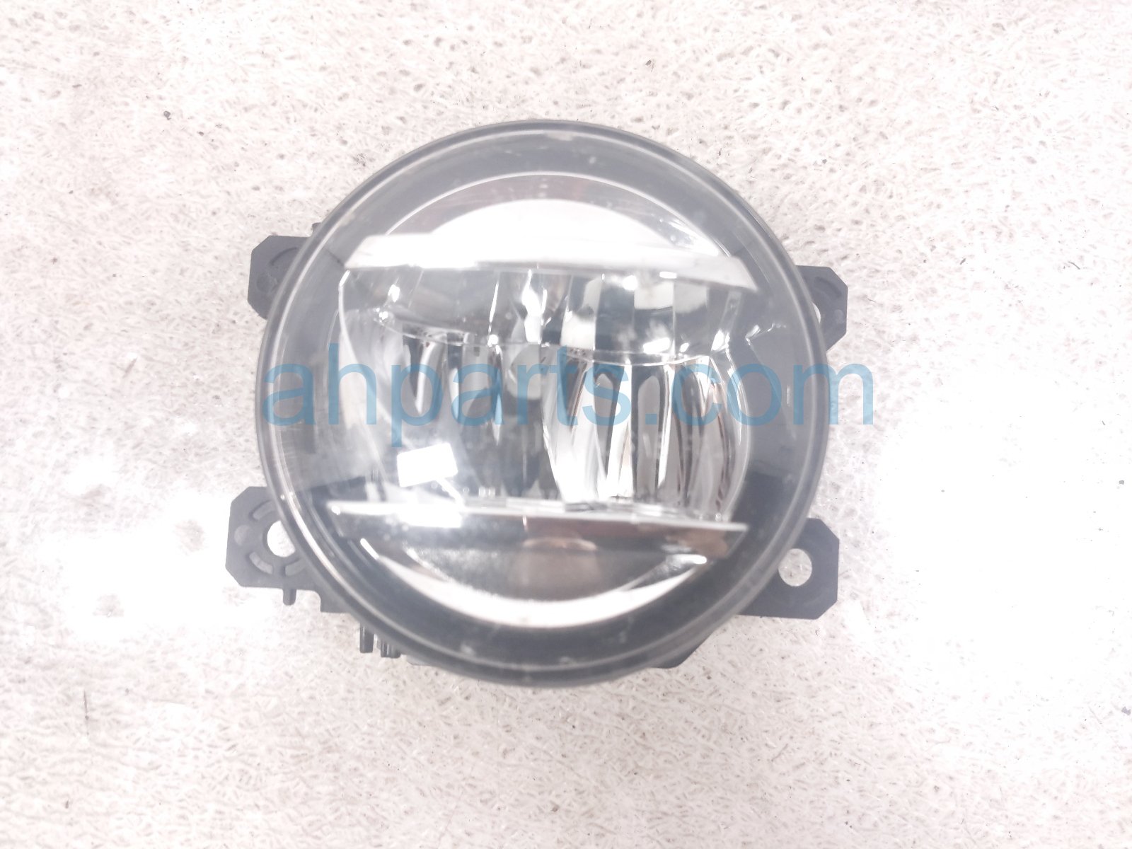 Subaru LH FOG LAMP / LIGHT