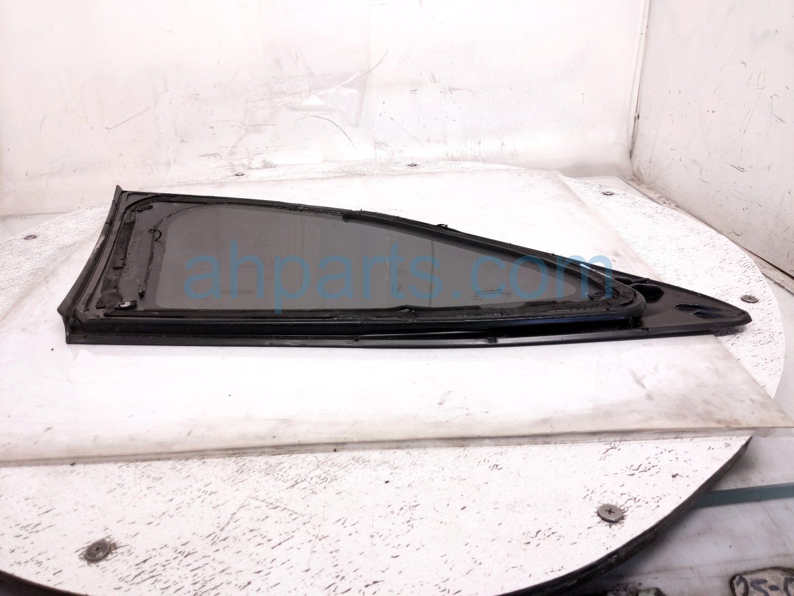 2025 Subaru Outback Legacy Passenger Quarter Window Glass 68123423207A Replacement 2025 Subaru Outback Legacy Passenger Quarter Window Glass 68123423207A Replacement thumbnail
