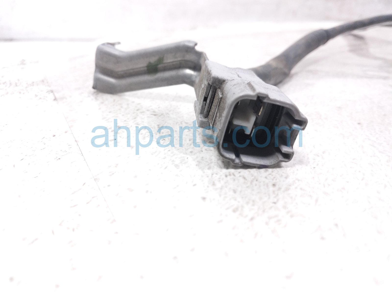 2025 Subaru Outback Legacy Axle Stub Rear Passenger Spindle Knuckle Hub 28411AN02A Replacement 2025 Subaru Outback Legacy Axle Stub Rear Passenger Spindle Knuckle Hub 28411AN02A Replacement thumbnail