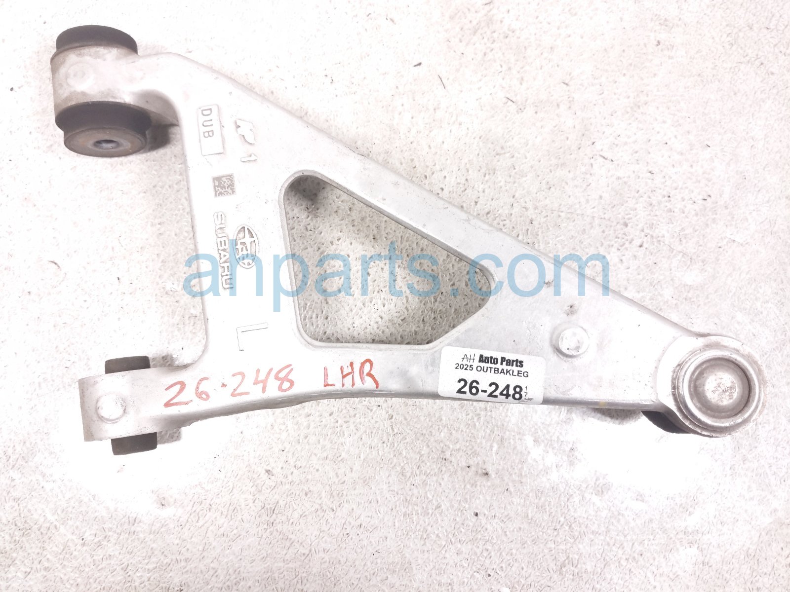 Subaru RR/LH UPPER CONTROL ARM Subaru RR/LH UPPER CONTROL ARM