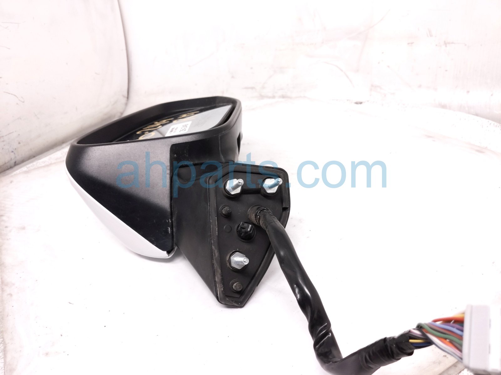 2022 Toyota Sienna Rear Passenger Side View Mirror White 87910 08240 Replacement 2022 Toyota Sienna Rear Passenger Side View Mirror White 87910 08240 Replacement thumbnail