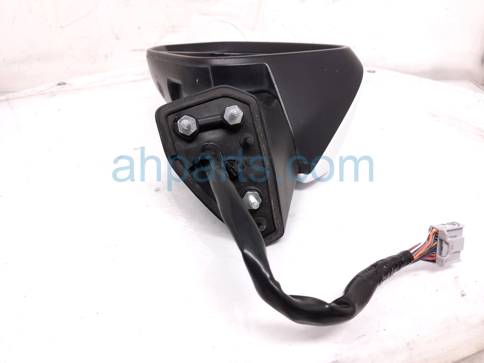 2022 Toyota Sienna Rear Driver Side View Mirror White 87940 08210 Replacement 2022 Toyota Sienna Rear Driver Side View Mirror White 87940 08210 Replacement thumbnail