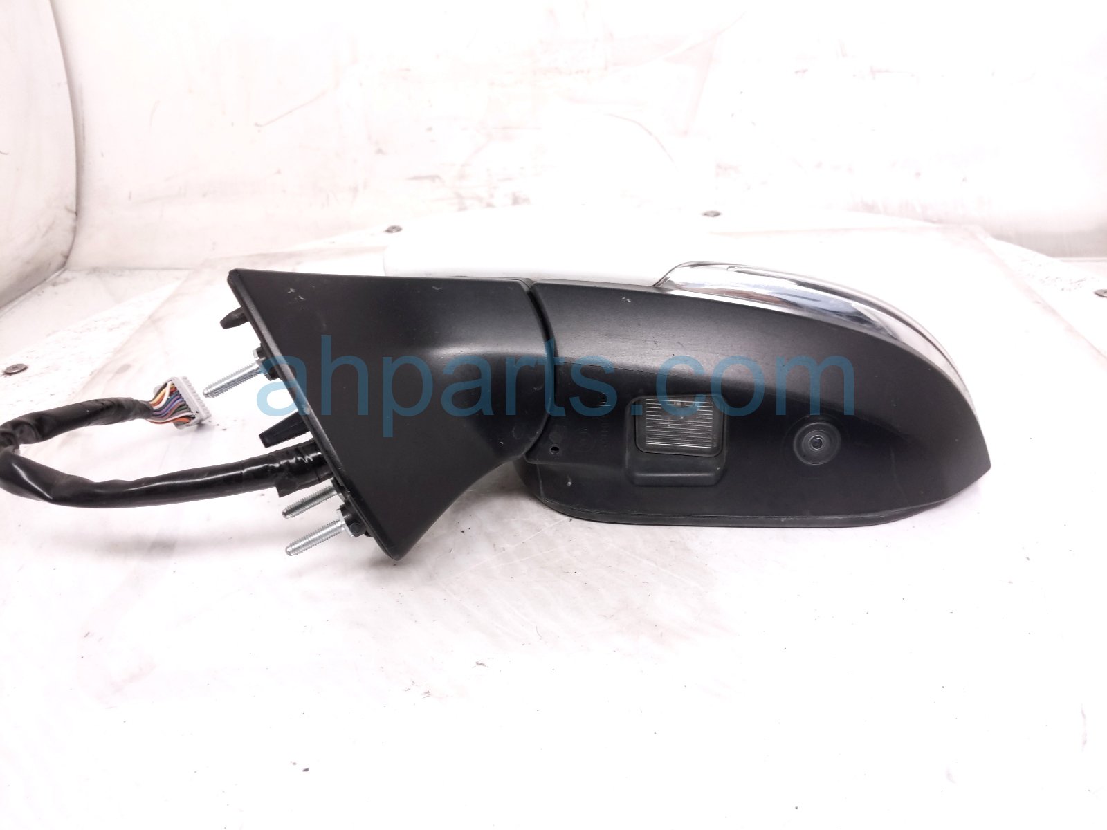2022 Toyota Sienna Rear Driver Side View Mirror White 87940 08210 Replacement 2022 Toyota Sienna Rear Driver Side View Mirror White 87940 08210 Replacement thumbnail