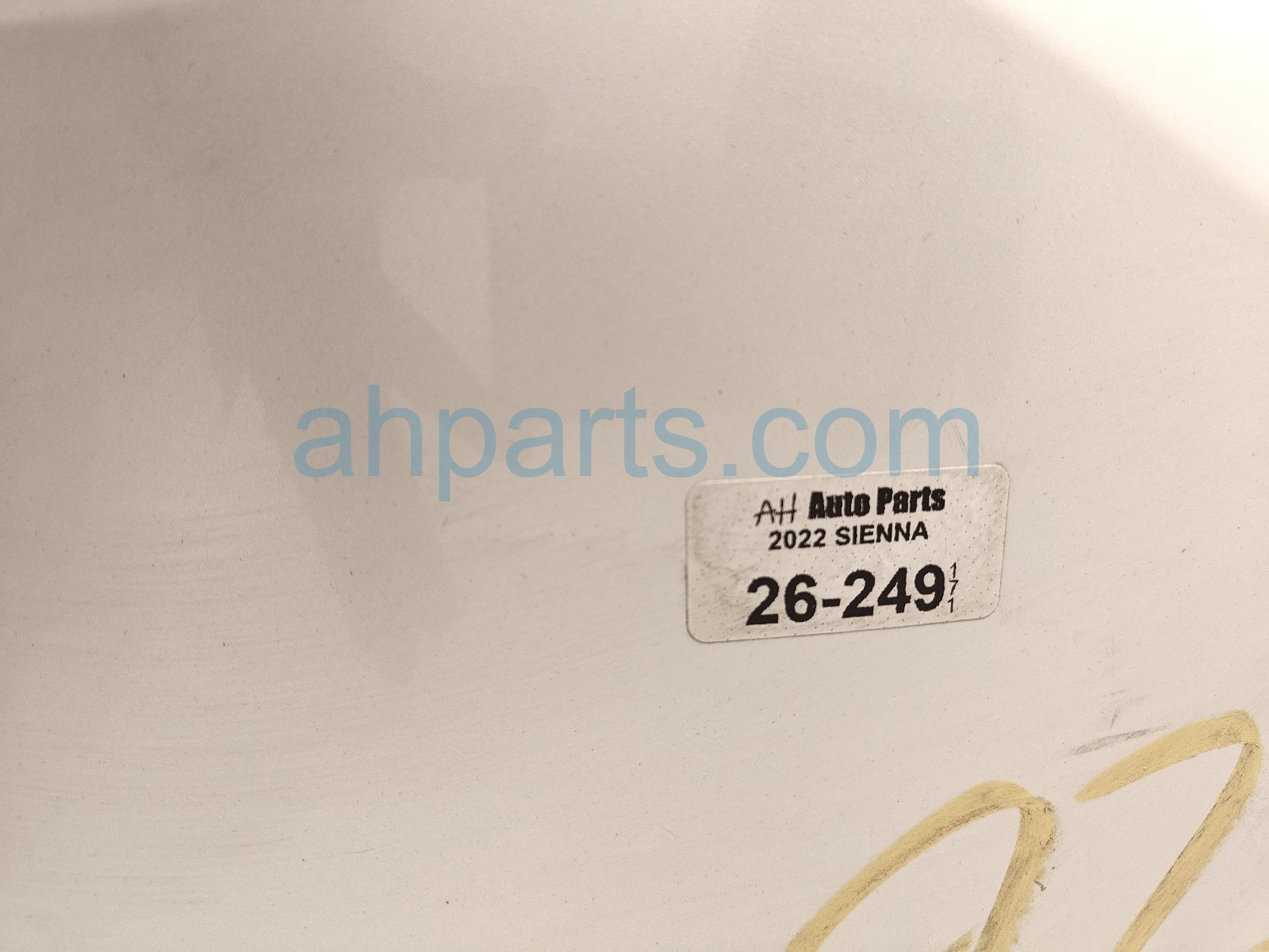 2022 Toyota Sienna Rear Bumper Cover White* 52159 08909 Replacement 2022 Toyota Sienna Rear Bumper Cover White* 52159 08909 Replacement thumbnail