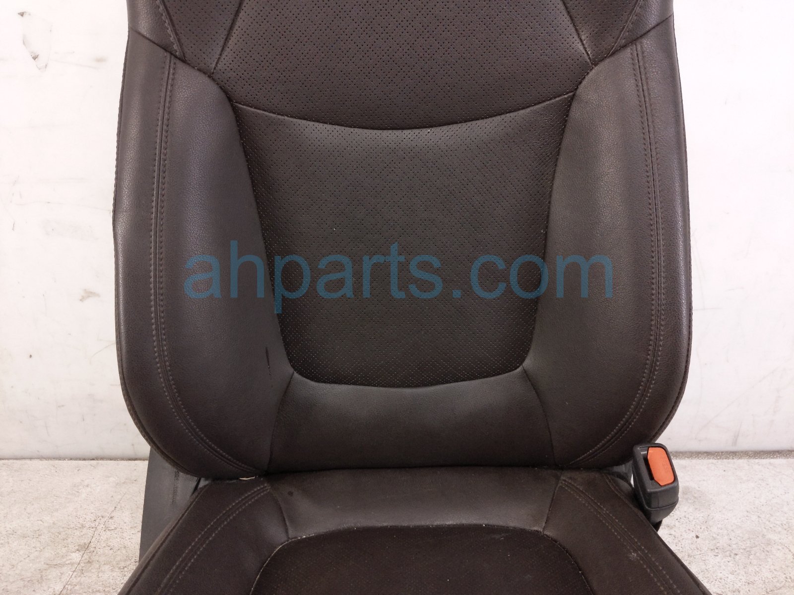 2022 Toyota Sienna Front Passenger Seat Brown W/ Airbag 71073 08280 E4 Replacement 2022 Toyota Sienna Front Passenger Seat Brown W/ Airbag 71073 08280 E4 Replacement thumbnail