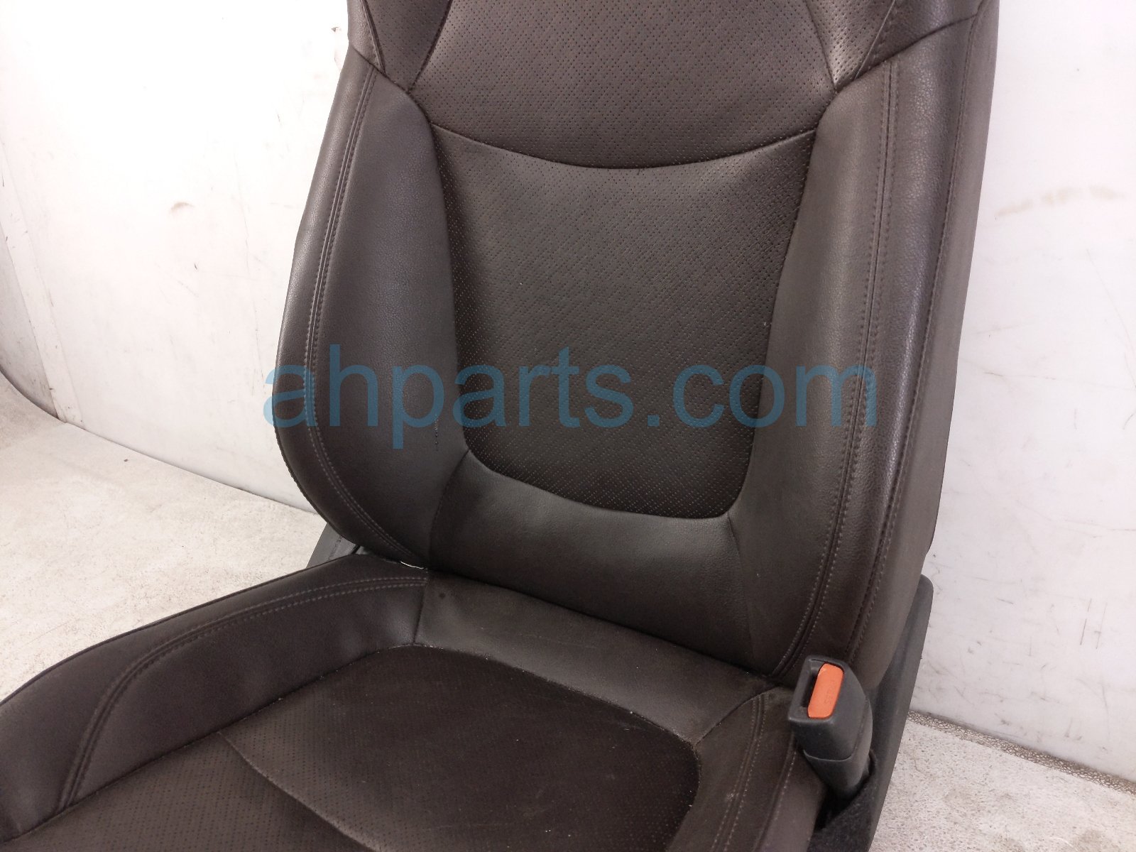 2022 Toyota Sienna Front Passenger Seat Brown W/ Airbag 71073 08280 E4 Replacement 2022 Toyota Sienna Front Passenger Seat Brown W/ Airbag 71073 08280 E4 Replacement thumbnail