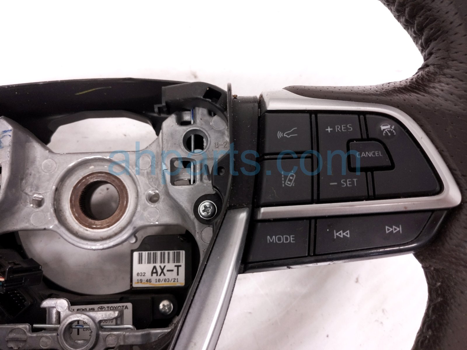 2022 Toyota Sienna Steering Wheel Brown Platinum 45100 08290 E0 Replacement 2022 Toyota Sienna Steering Wheel Brown Platinum 45100 08290 E0 Replacement thumbnail