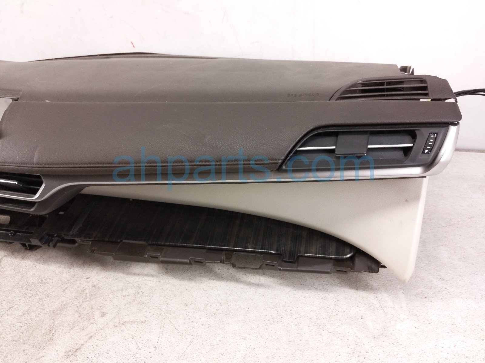 2022 Toyota Sienna Dashboard W/ Airbag Brown 55349 08030 Replacement 2022 Toyota Sienna Dashboard W/ Airbag Brown 55349 08030 Replacement thumbnail