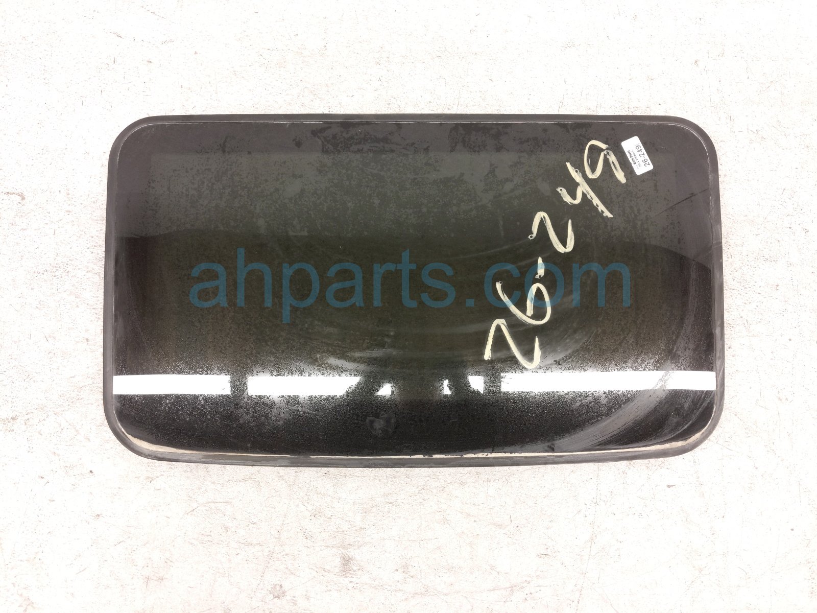 2022 Toyota Sienna Sunroof / Sun Roof Glass Window 63201 08060 Replacement 2022 Toyota Sienna Sunroof / Sun Roof Glass Window 63201 08060 Replacement thumbnail