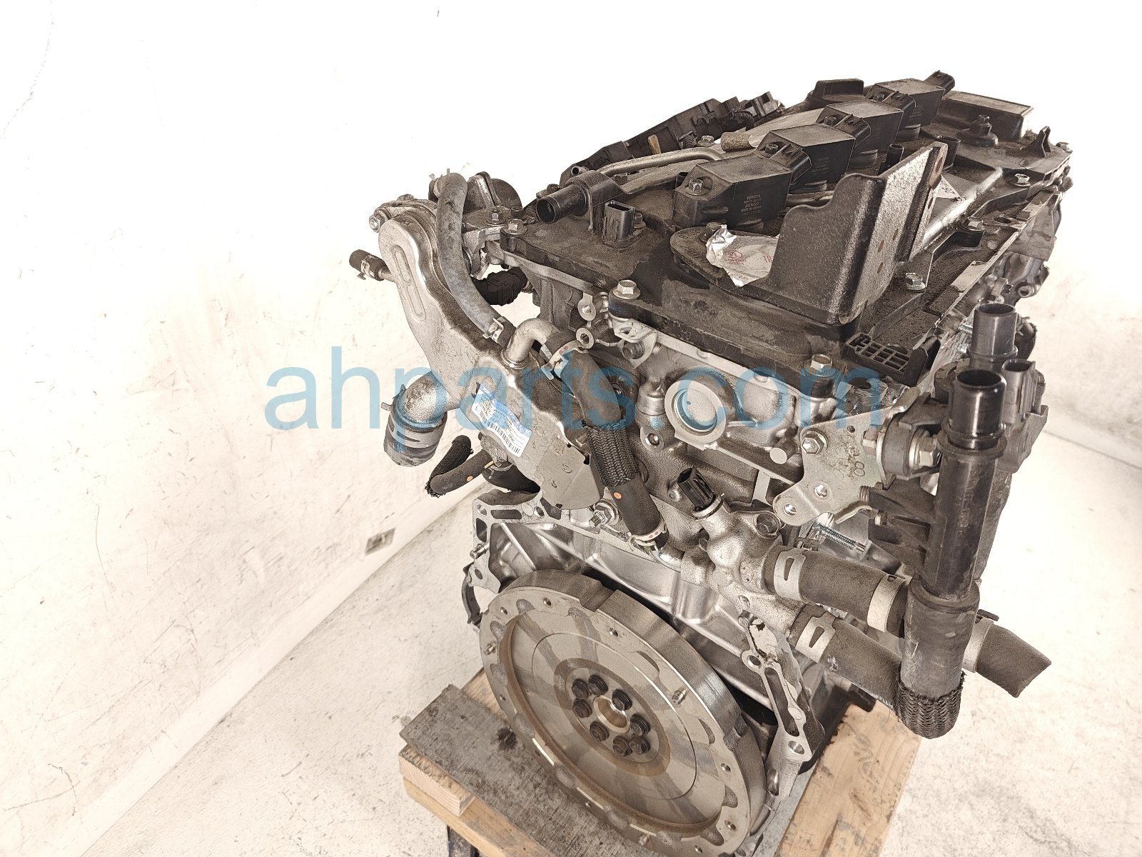 2022 Toyota Sienna Long Block Engine / Motor = 192k Mi 04000 105F0 Replacement 2022 Toyota Sienna Long Block Engine / Motor = 192k Mi 04000 105F0 Replacement thumbnail