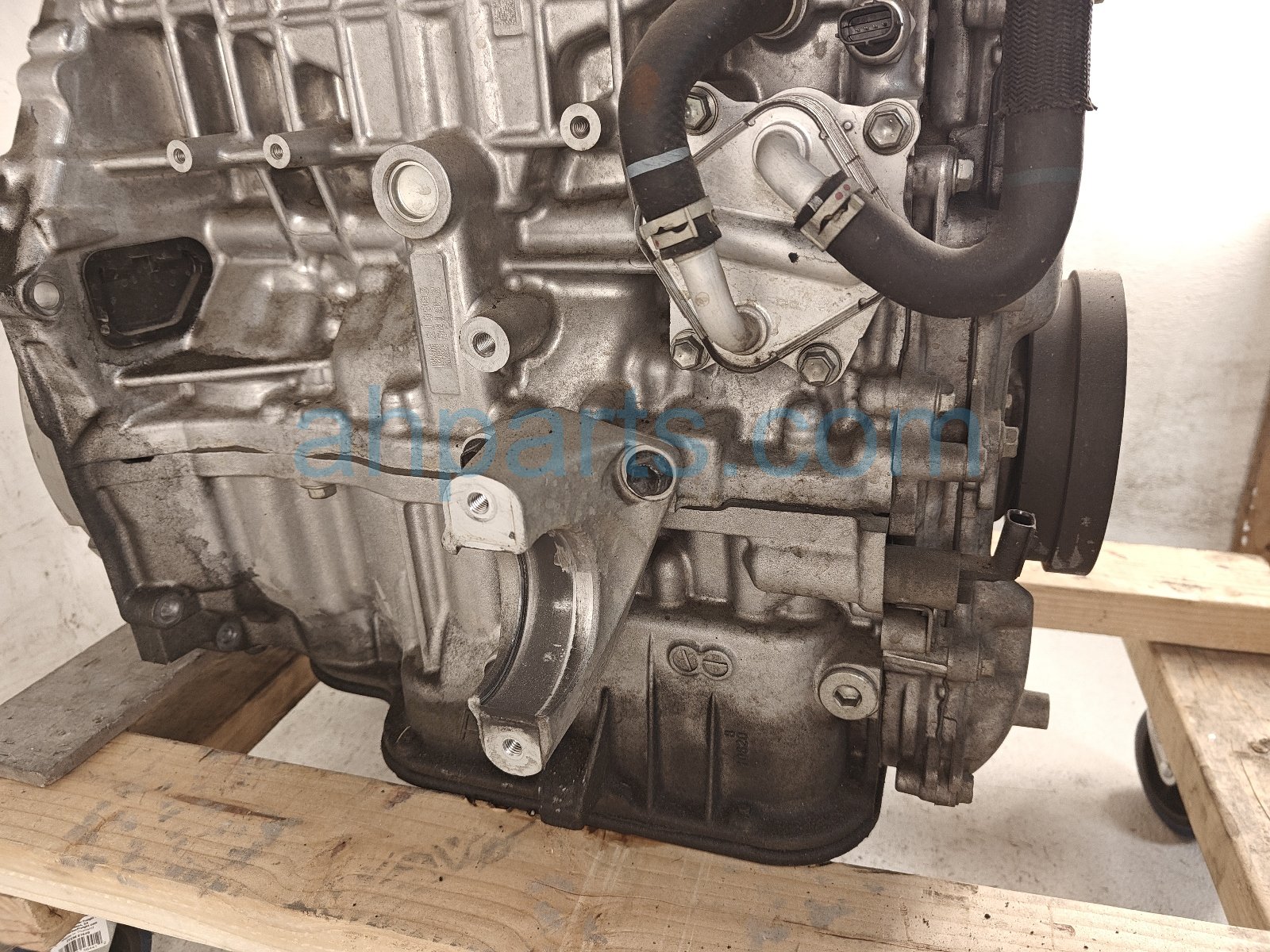 2022 Toyota Sienna Long Block Engine / Motor = 192k Mi 04000 105F0 Replacement 2022 Toyota Sienna Long Block Engine / Motor = 192k Mi 04000 105F0 Replacement thumbnail