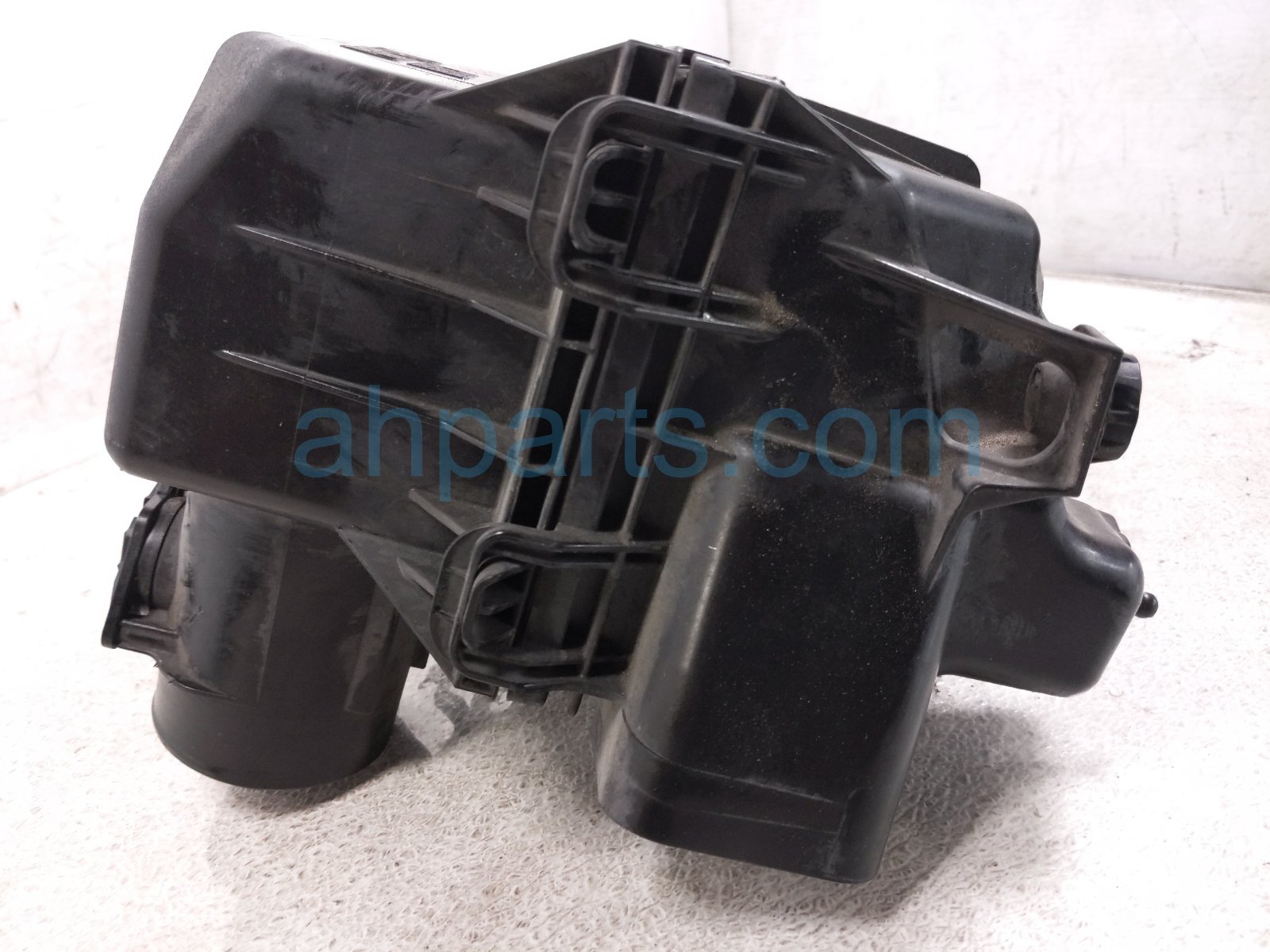 2022 Toyota Sienna Air Cleaner Intake Box 17700 F0270 Replacement 2022 Toyota Sienna Air Cleaner Intake Box 17700 F0270 Replacement thumbnail