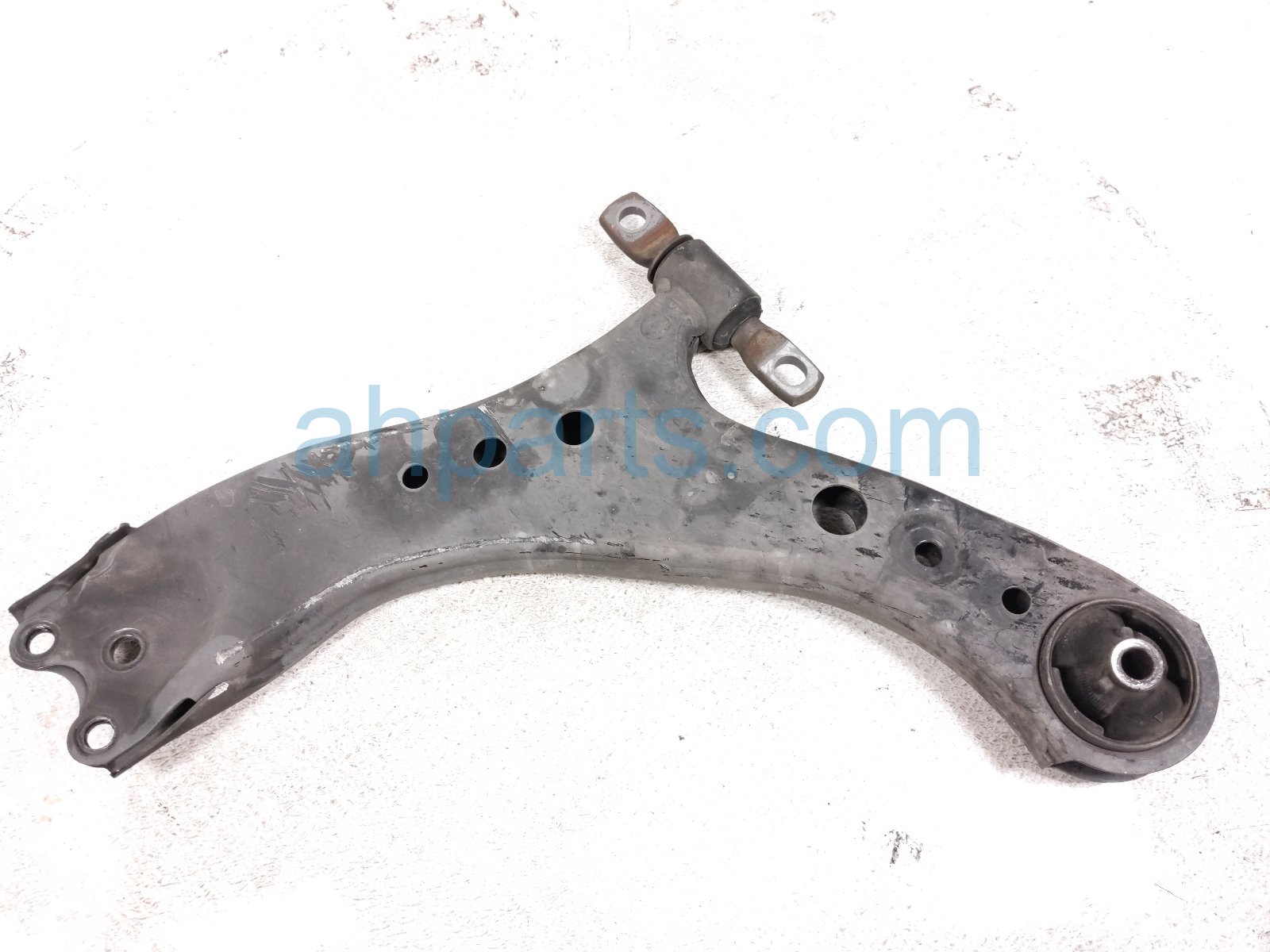2022 Toyota Sienna Front Passenger Lower Control Arm 48068 08050 Replacement 2022 Toyota Sienna Front Passenger Lower Control Arm 48068 08050 Replacement thumbnail