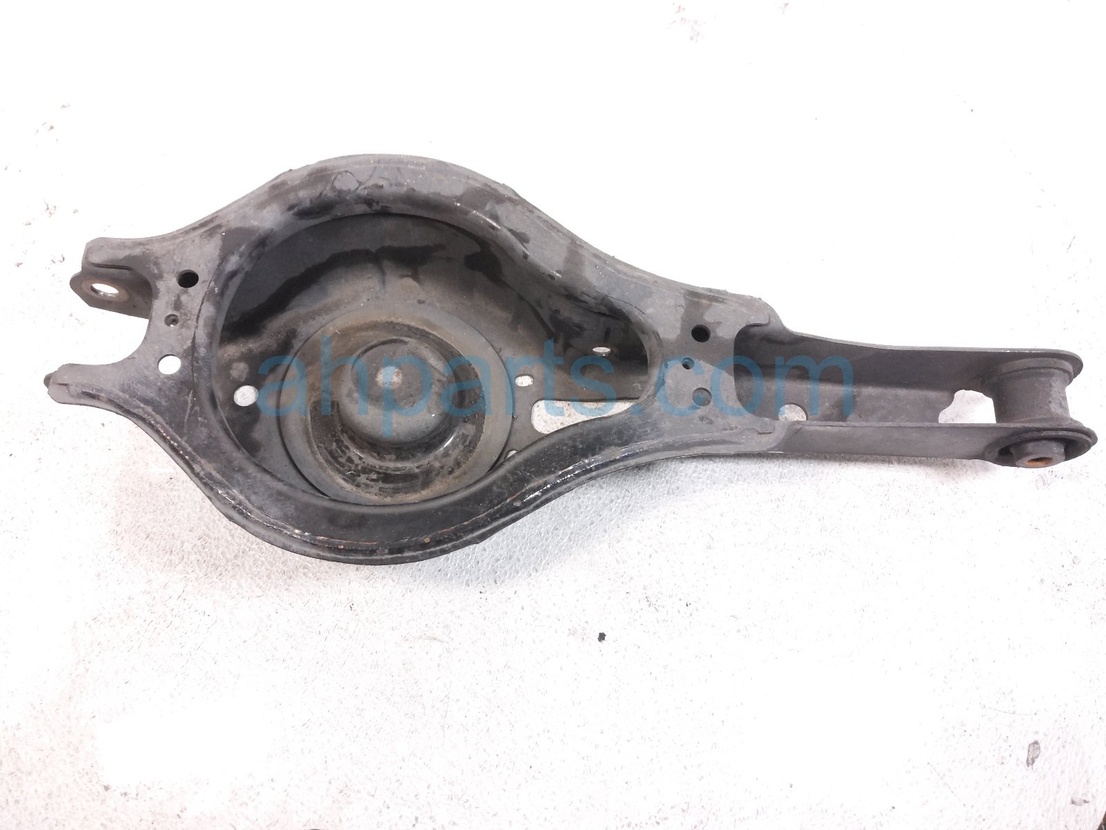 2022 Toyota Sienna Rear Driver Rearward Lower Control Arm 48730 0E100 Replacement 2022 Toyota Sienna Rear Driver Rearward Lower Control Arm 48730 0E100 Replacement thumbnail