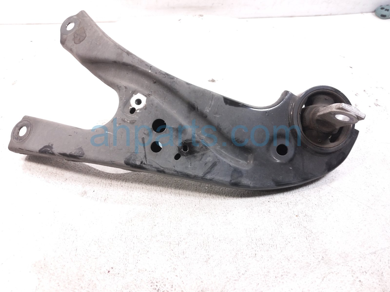 2022 Toyota Sienna Rear Driver Trailing Lower Control Arm 48780 08010 Replacement 2022 Toyota Sienna Rear Driver Trailing Lower Control Arm 48780 08010 Replacement thumbnail
