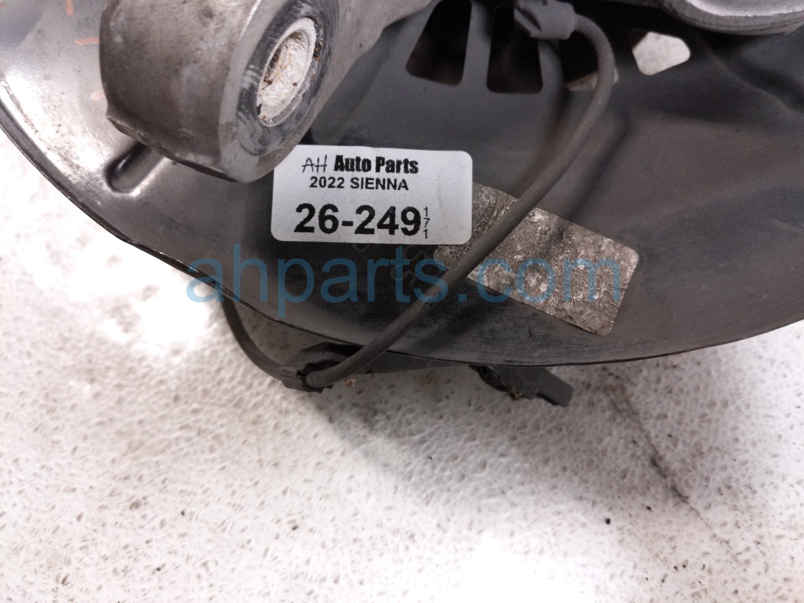 2022 Toyota Sienna Front Passenger Spindle Knuckle Hub Fwd 43201 0E010 Replacement 2022 Toyota Sienna Front Passenger Spindle Knuckle Hub Fwd 43201 0E010 Replacement thumbnail