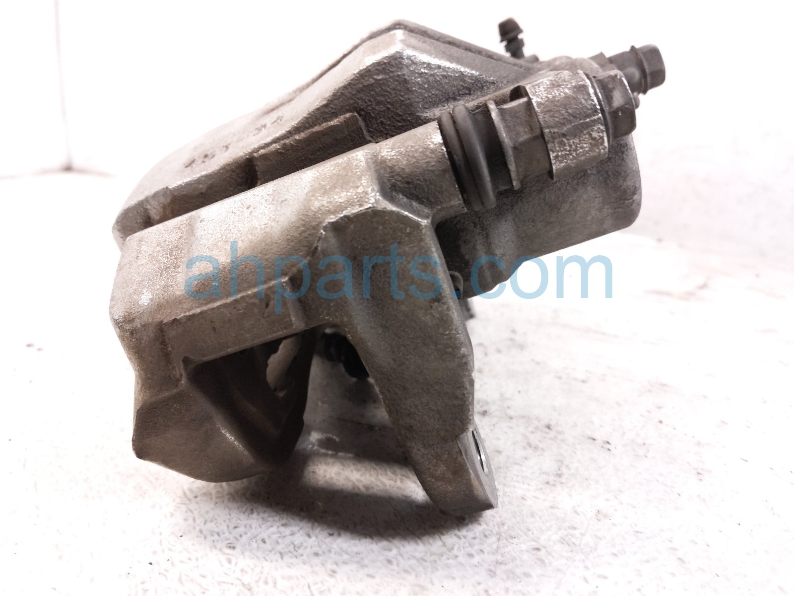 2022 Toyota Sienna Core Core Front Passenger Brake Caliper 47730 08040 Replacement 2022 Toyota Sienna Core Core Front Passenger Brake Caliper 47730 08040 Replacement thumbnail
