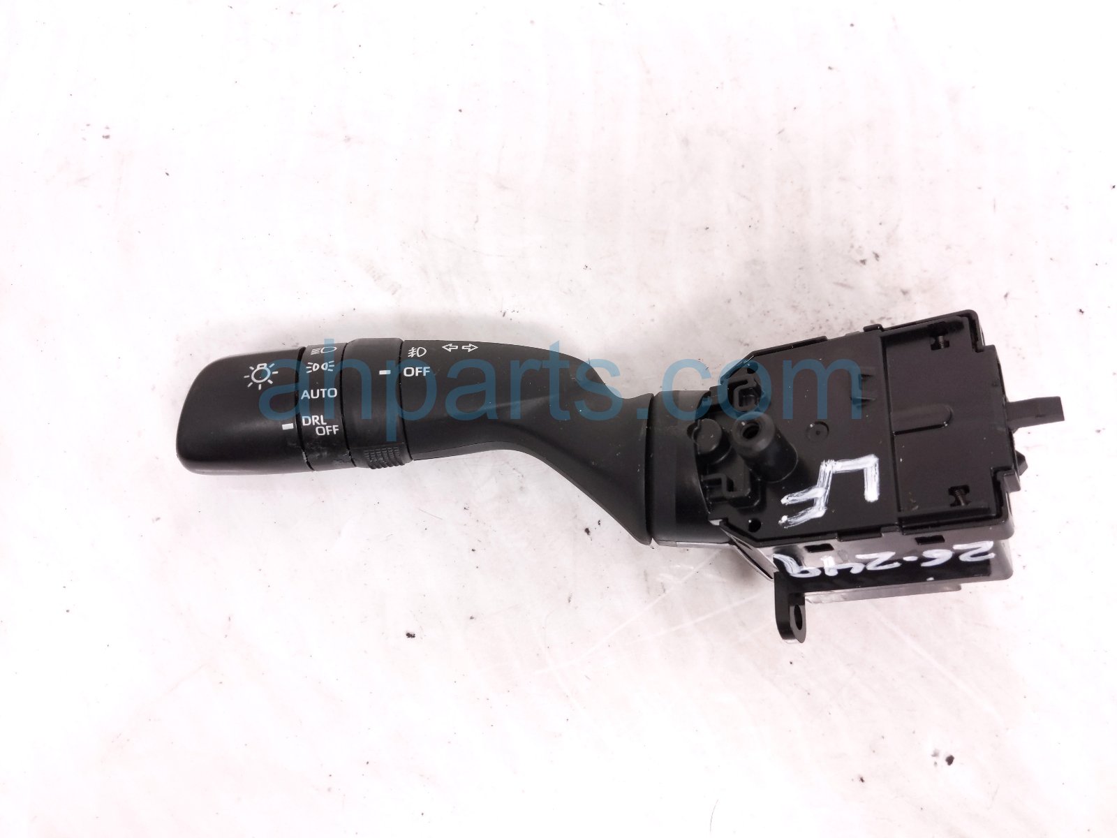 2022 Toyota Sienna Combo Headlamp / Signal Column Switch 84329 0R020 Replacement 2022 Toyota Sienna Combo Headlamp / Signal Column Switch 84329 0R020 Replacement thumbnail