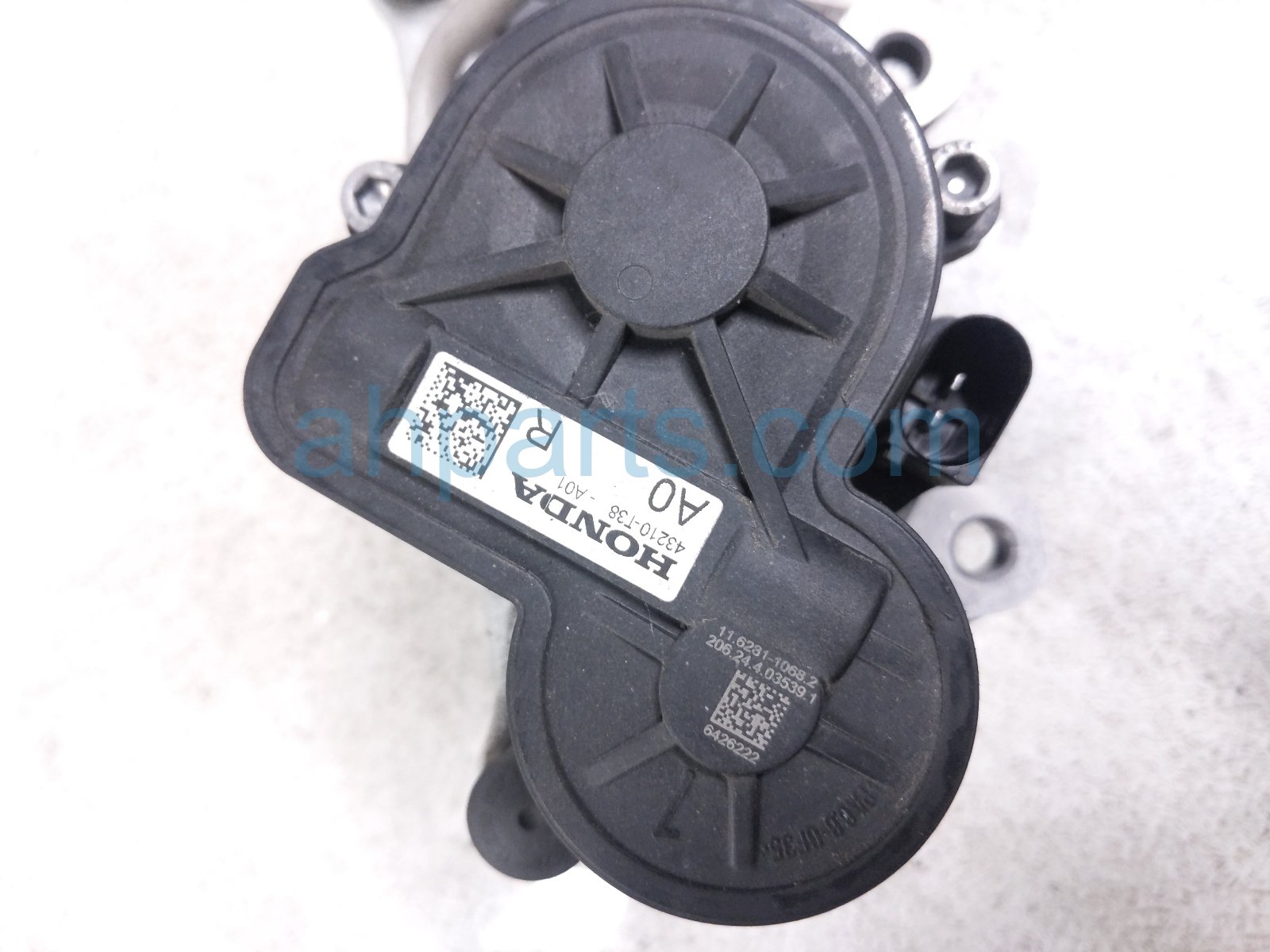 2025 Honda Accord Rear Passenger Brake Caliper 43018 T20 A02 Replacement 2025 Honda Accord Rear Passenger Brake Caliper 43018 T20 A02 Replacement thumbnail