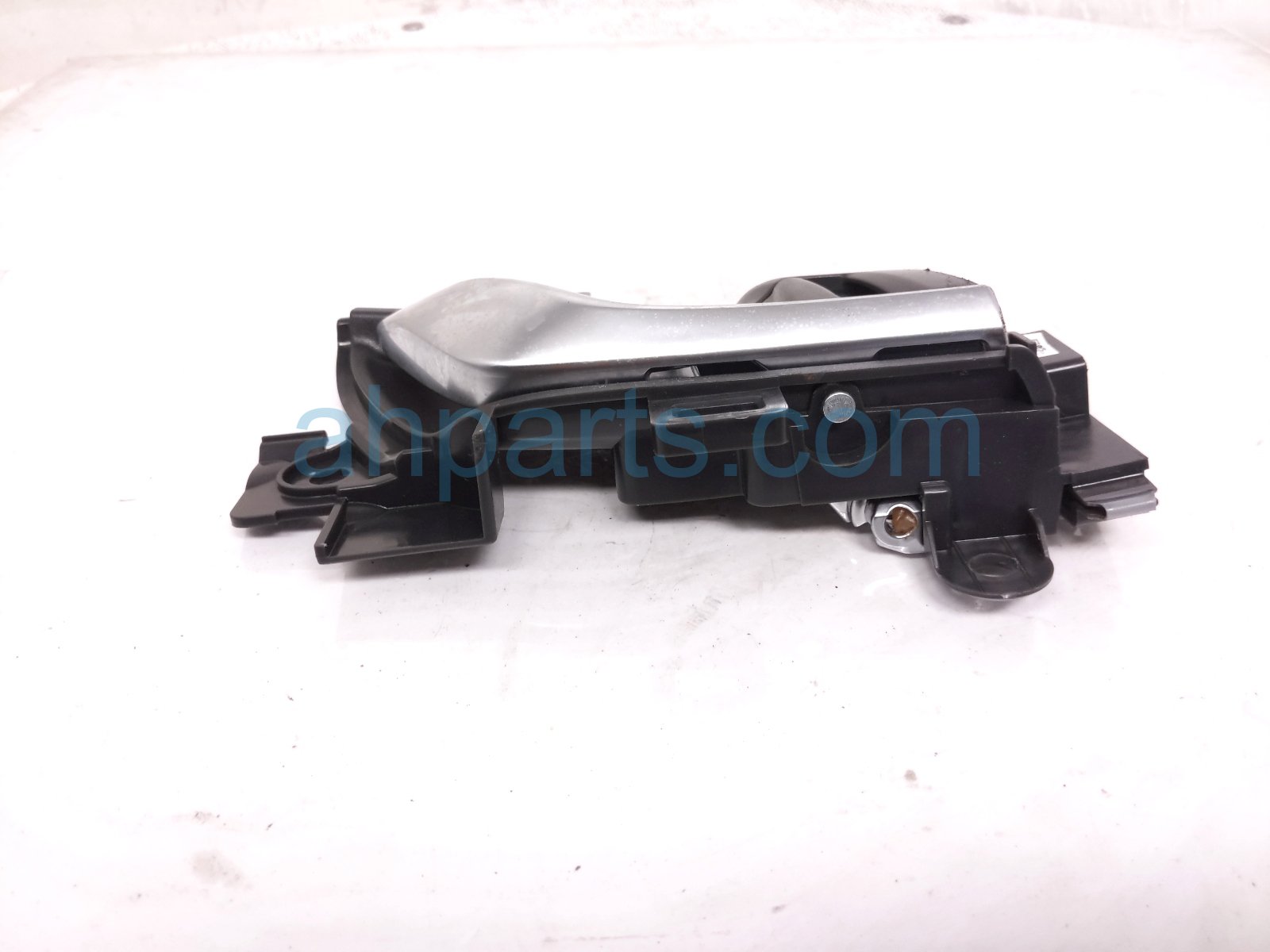 2018 Honda Accord Inside / Front Passenger Interior Door Handle Grey 72120 TVA A01ZA Replacement 2018 Honda Accord Inside / Front Passenger Interior Door Handle Grey 72120 TVA A01ZA Replacement thumbnail