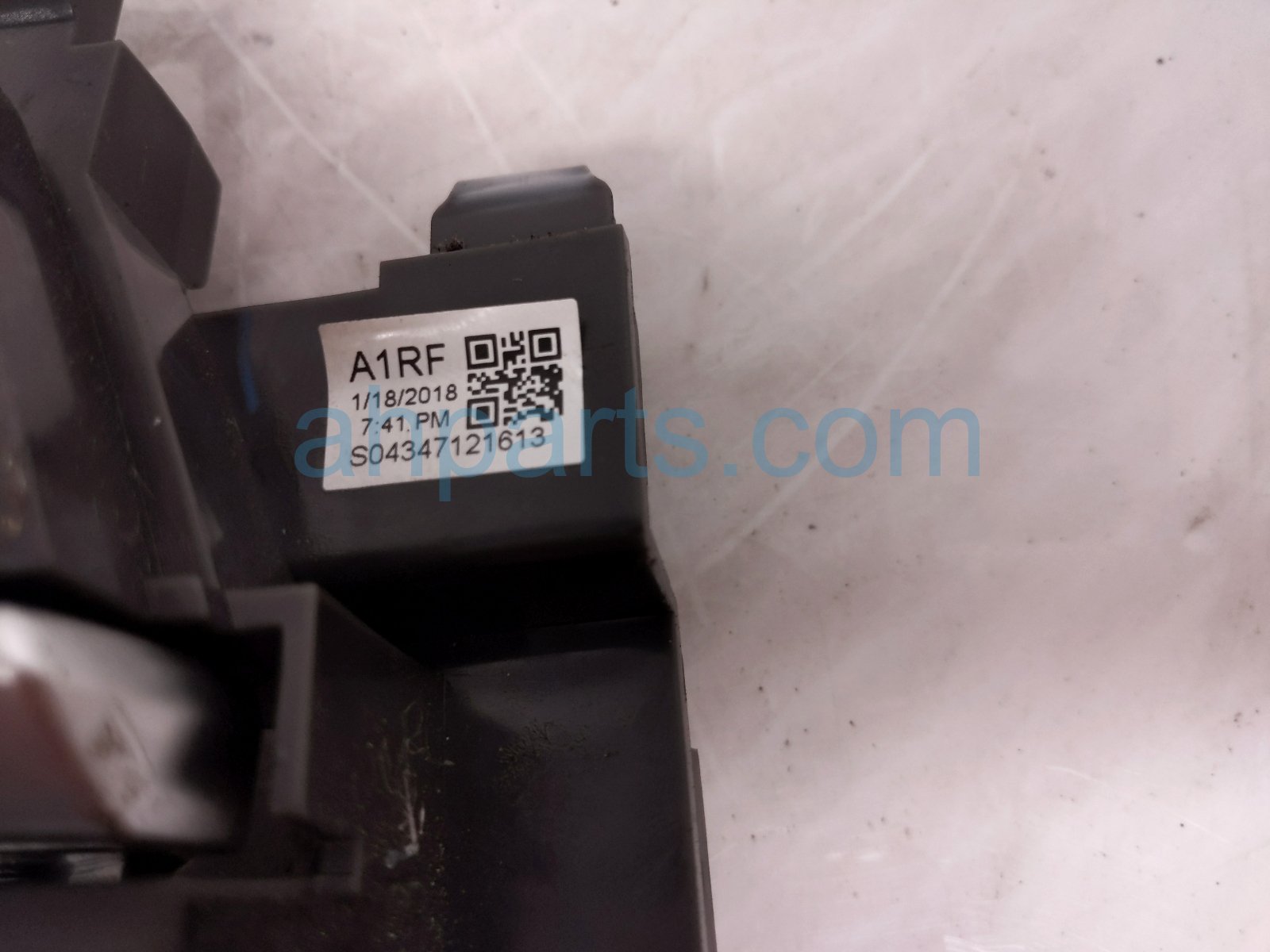 2018 Honda Accord Inside / Front Passenger Interior Door Handle Grey 72120 TVA A01ZA Replacement 2018 Honda Accord Inside / Front Passenger Interior Door Handle Grey 72120 TVA A01ZA Replacement thumbnail