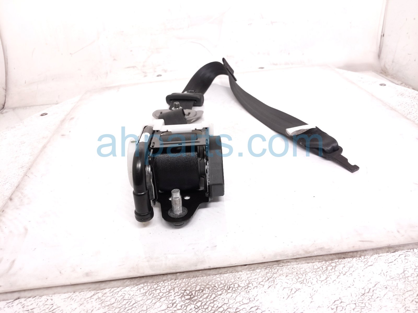 2018 Honda Accord Front Driver Seat Belt Black 81850 TVA A01 Replacement 2018 Honda Accord Front Driver Seat Belt Black 81850 TVA A01 Replacement thumbnail