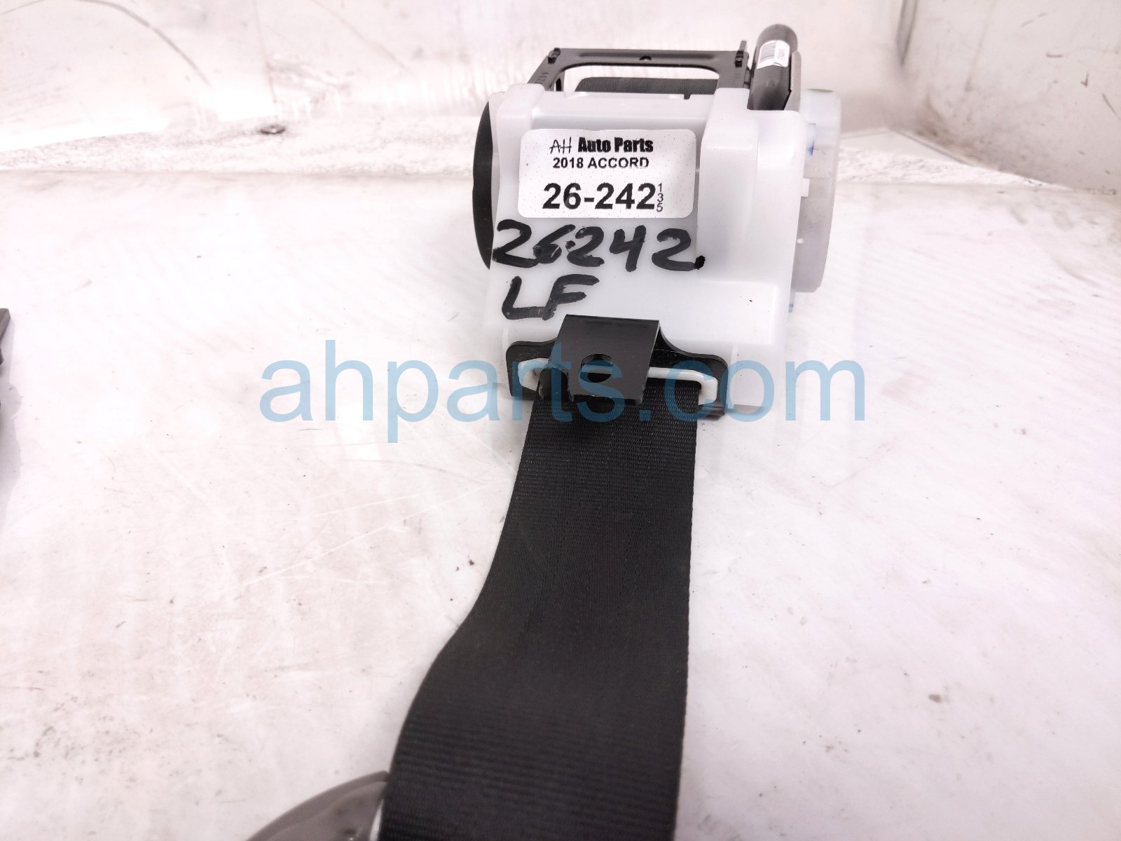 2018 Honda Accord Front Driver Seat Belt Black 81850 TVA A01 Replacement 2018 Honda Accord Front Driver Seat Belt Black 81850 TVA A01 Replacement thumbnail