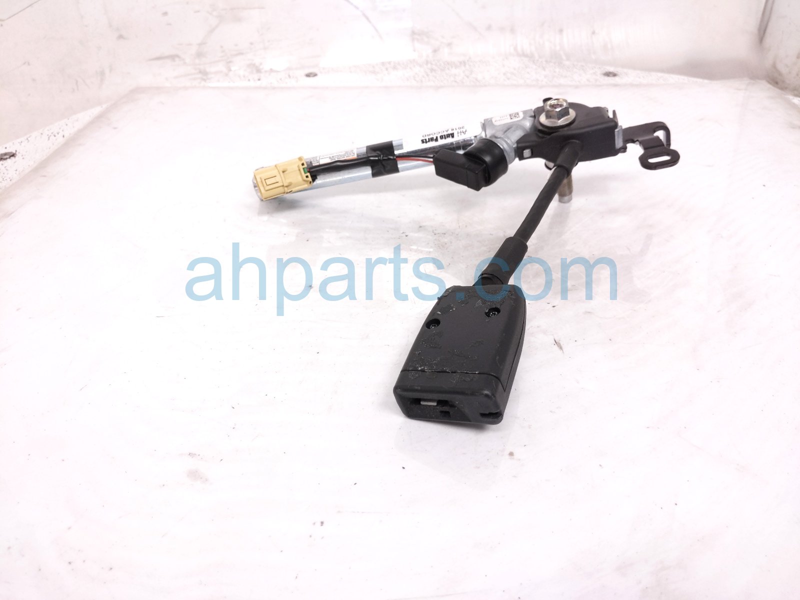 2018 Honda Accord Front Driver Buckle/pretensioner 81825 TVA A01ZA Replacement 2018 Honda Accord Front Driver Buckle/pretensioner 81825 TVA A01ZA Replacement thumbnail
