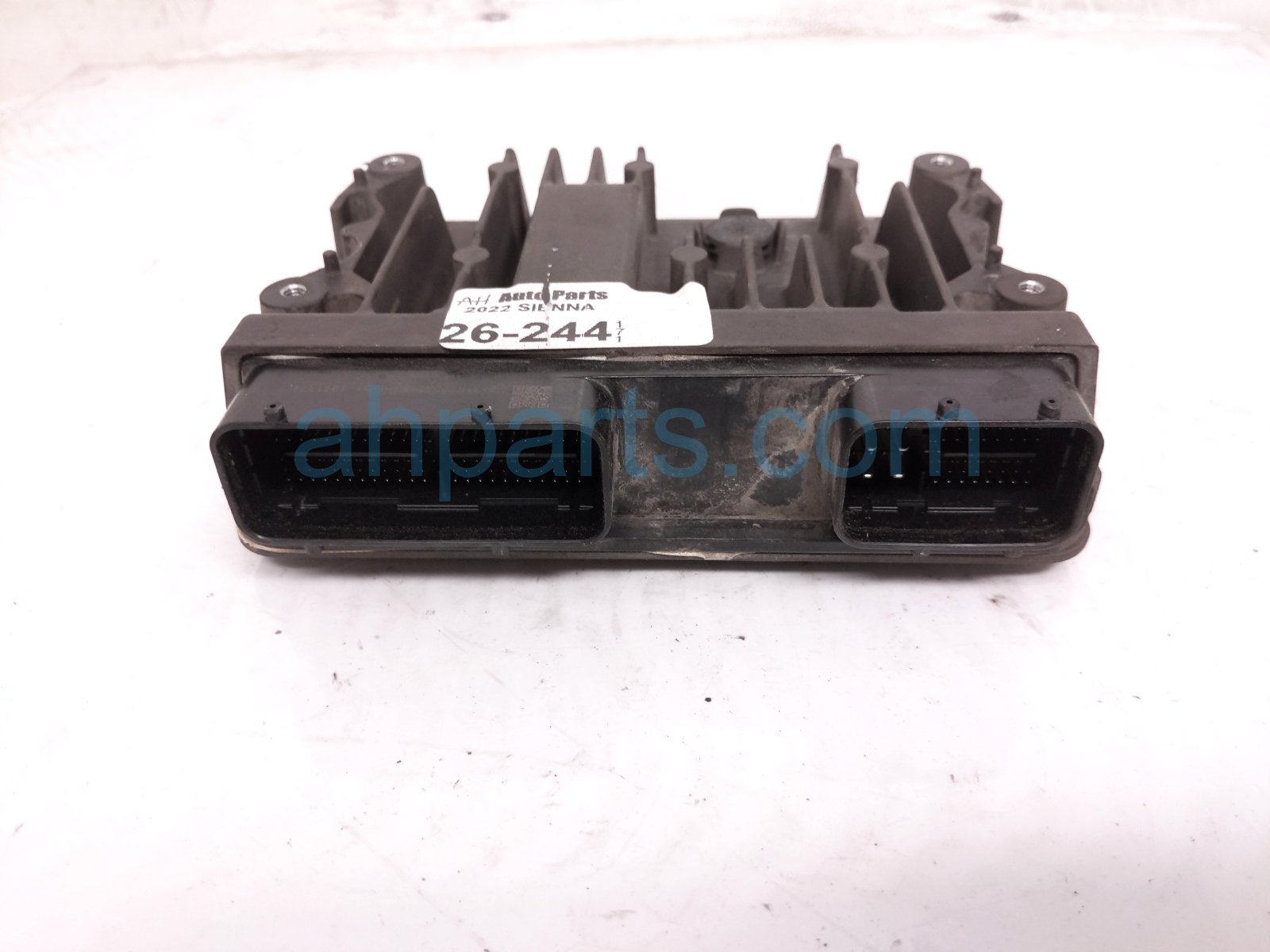 2022 Toyota Sienna Ecu / Computer Engine Control Module 2.5l At Fwd 89661 08700 Replacement 2022 Toyota Sienna Ecu / Computer Engine Control Module 2.5l At Fwd 89661 08700 Replacement thumbnail