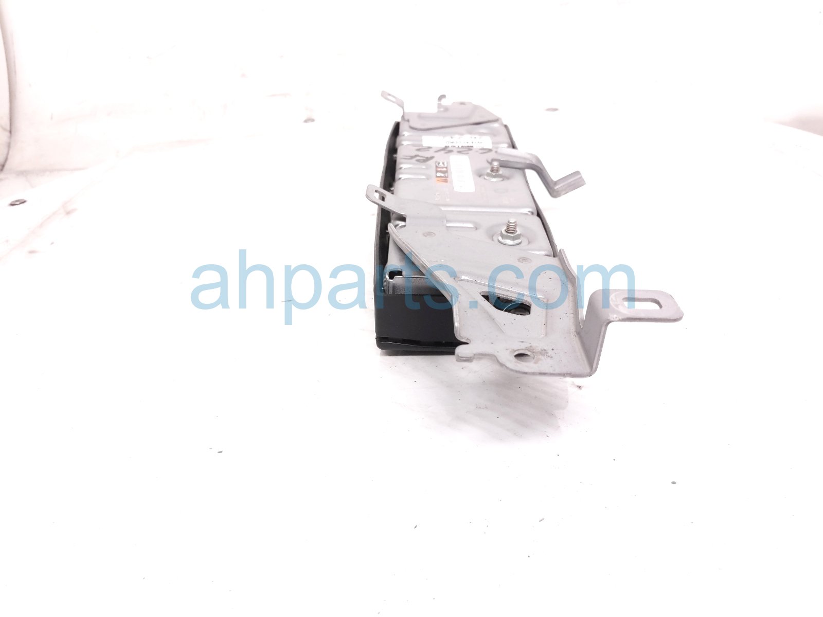 2018 Honda Accord Airbag Passenger Knee Air Bag 78960 TVA A81 Replacement 2018 Honda Accord Airbag Passenger Knee Air Bag 78960 TVA A81 Replacement thumbnail