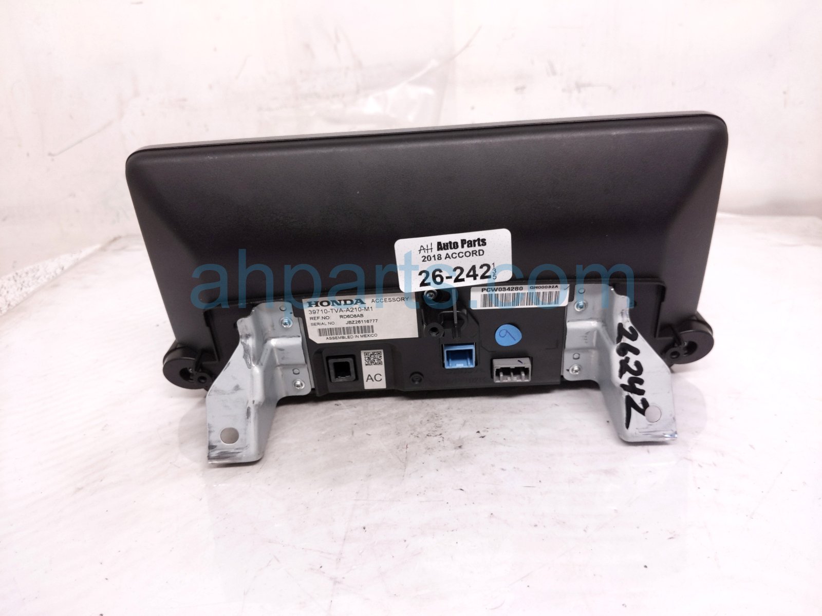 2018 Honda Accord Upper Display Screen W/ Navi 39710 TVA A22 Replacement 2018 Honda Accord Upper Display Screen W/ Navi 39710 TVA A22 Replacement thumbnail