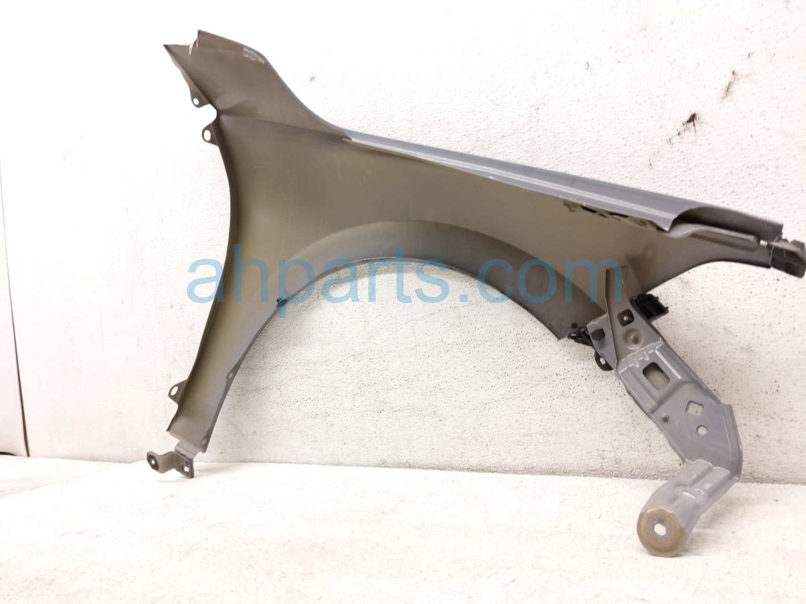 2022 Honda Civic Front Driver Fender Grey 60260 T20 A00ZZ Replacement 2022 Honda Civic Front Driver Fender Grey 60260 T20 A00ZZ Replacement thumbnail