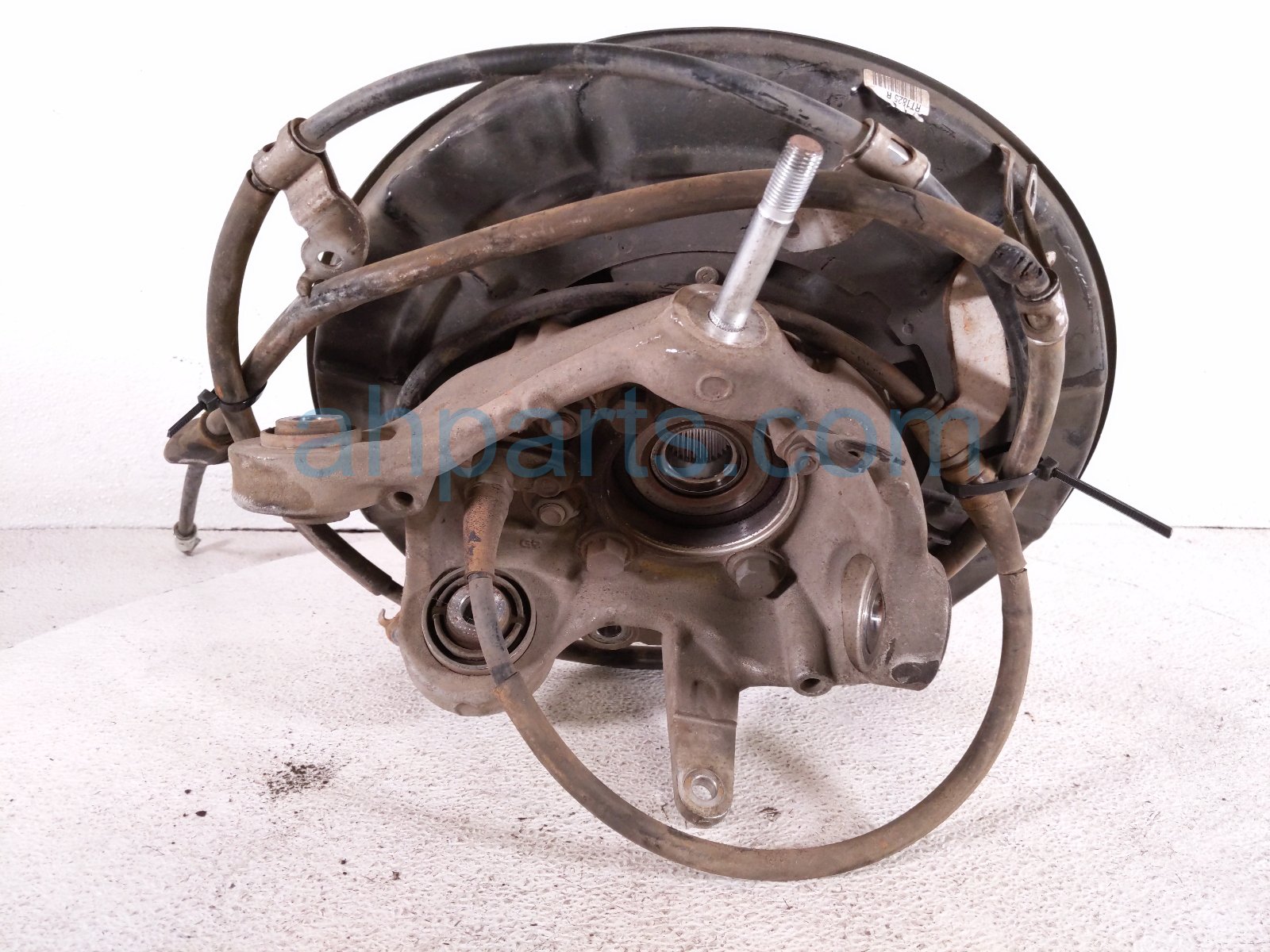 2020 Honda Pilot Axle Stub Rear Passenger Spindle Knuckle Hub Awd 52210 TZ6 A00 Replacement 2020 Honda Pilot Axle Stub Rear Passenger Spindle Knuckle Hub Awd 52210 TZ6 A00 Replacement thumbnail