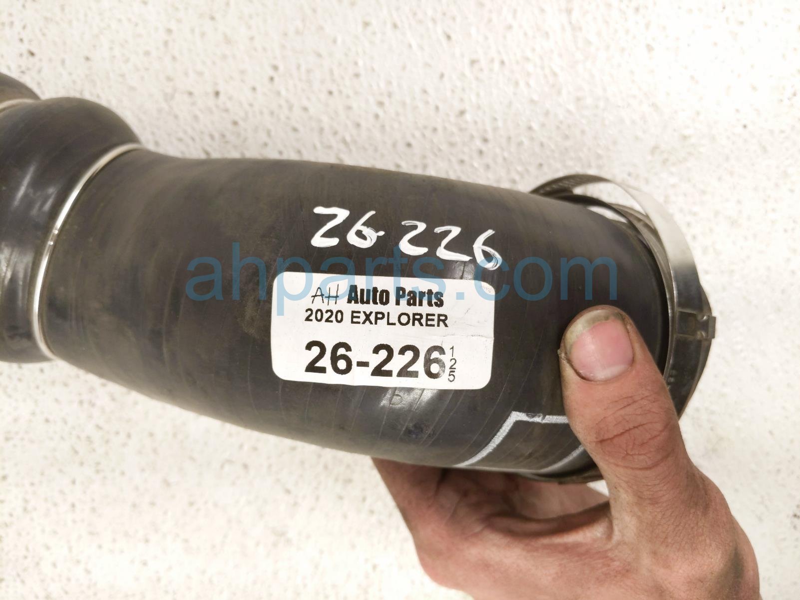 2020 Ford Explorer Intercooler Hose 3.0t L1MZ 6F073 C Replacement 2020 Ford Explorer Intercooler Hose 3.0t L1MZ 6F073 C Replacement thumbnail