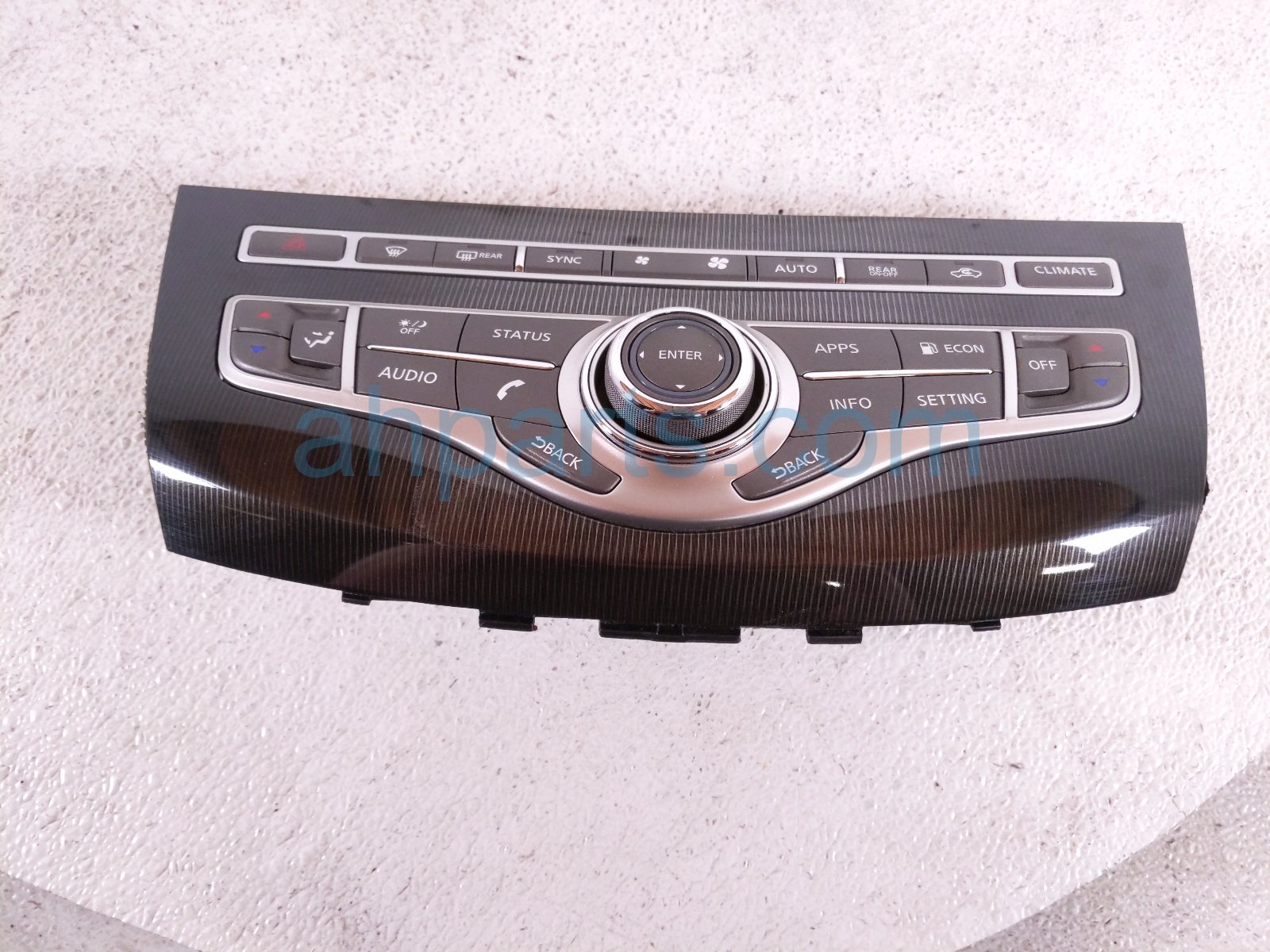 RADIO CONTROL PANEL (ON DASH)