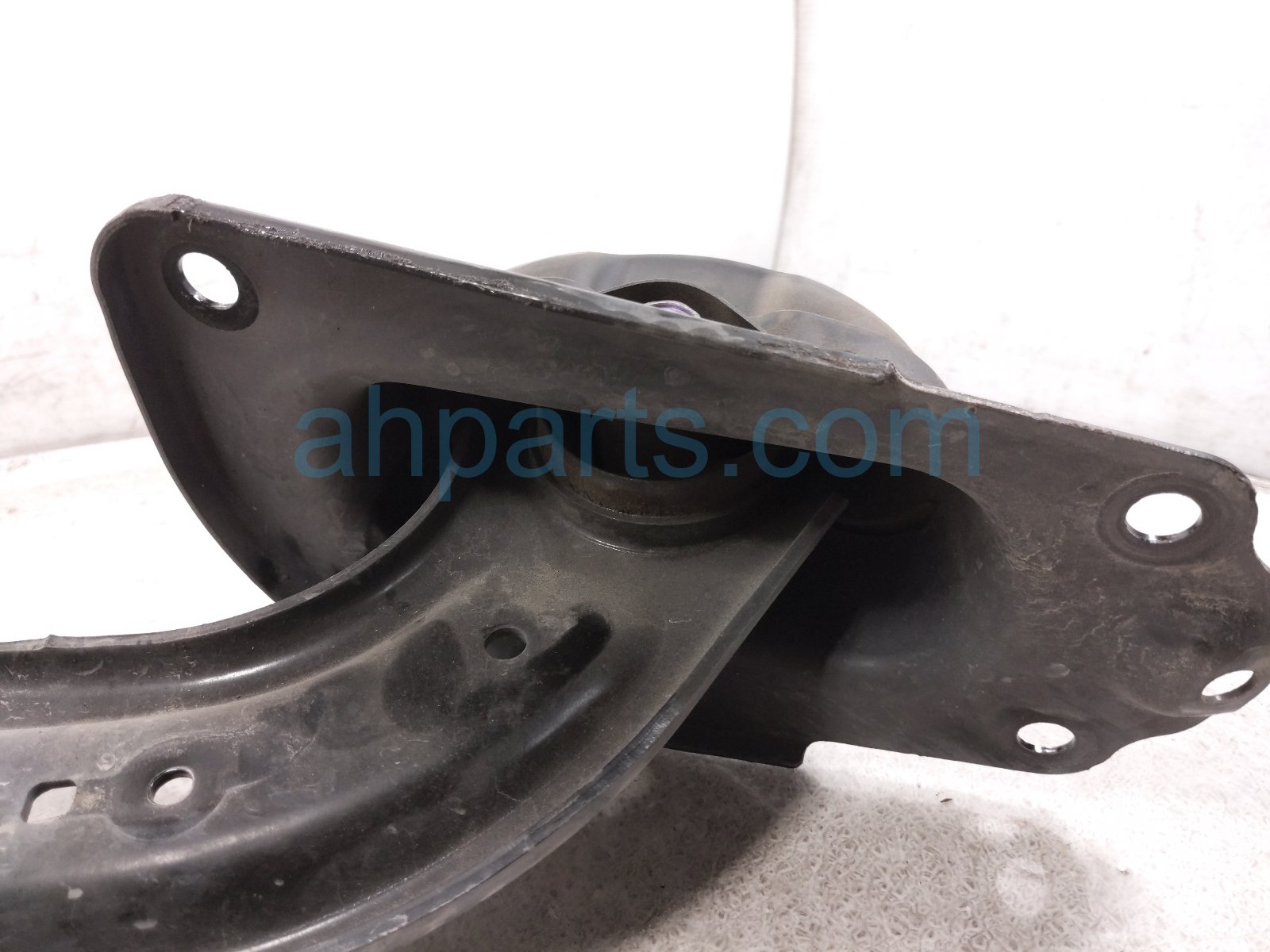 2020 Toyota Camry Front Rear Driver Trailing Lower Control Arm 48780 33090 Replacement 2020 Toyota Camry Front Rear Driver Trailing Lower Control Arm 48780 33090 Replacement thumbnail
