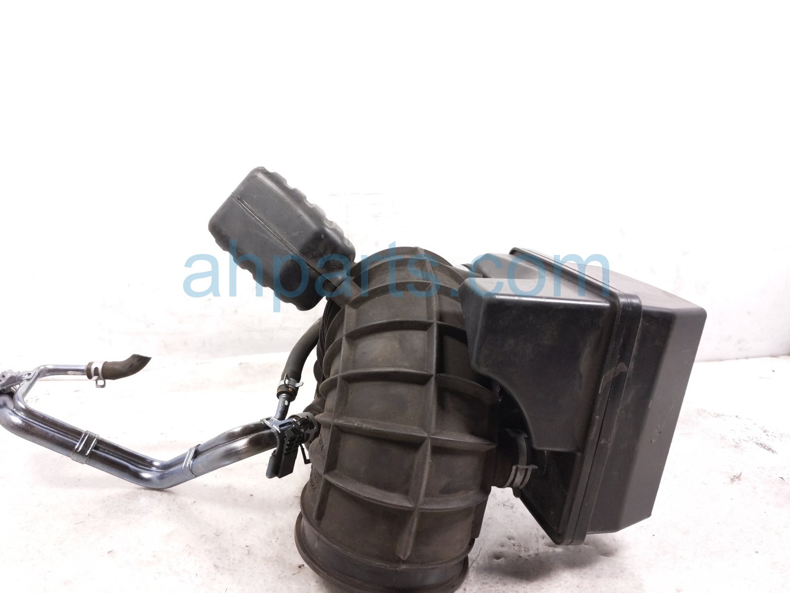 2023 Acura MDX Air Intake Hose W/resonator 3.5l 17223 61A A00 Replacement 2023 Acura MDX Air Intake Hose W/resonator 3.5l 17223 61A A00 Replacement thumbnail