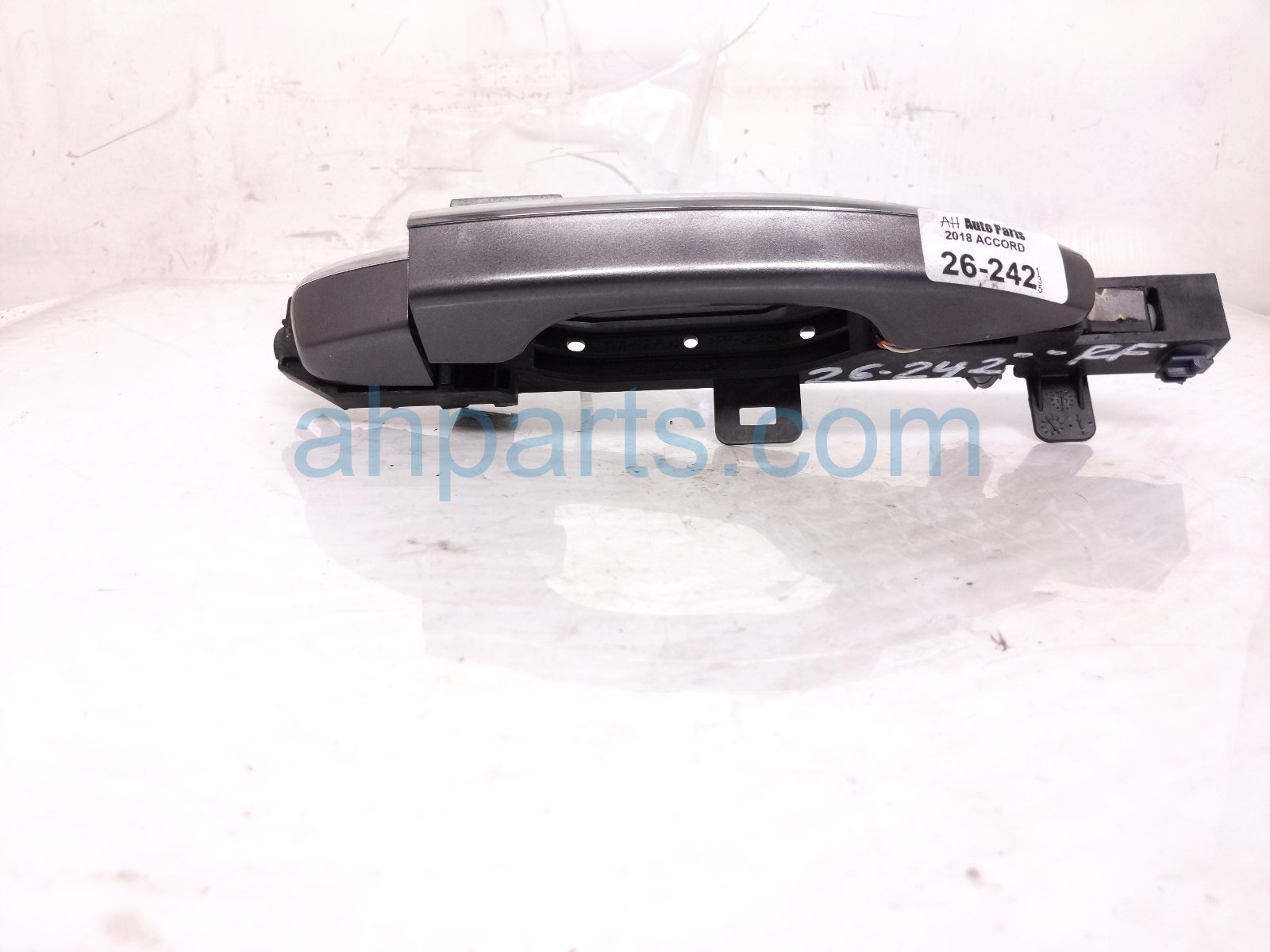 2018 Honda Accord Outside/exterior Front Passenger Exterior Door Handle Grey 72142 TVA A81 Replacement 2018 Honda Accord Outside/exterior Front Passenger Exterior Door Handle Grey 72142 TVA A81 Replacement thumbnail