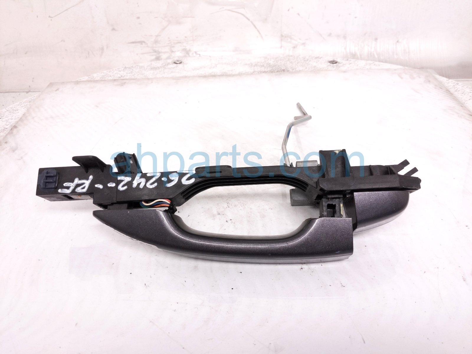2018 Honda Accord Outside/exterior Front Passenger Exterior Door Handle Grey 72142 TVA A81 Replacement 2018 Honda Accord Outside/exterior Front Passenger Exterior Door Handle Grey 72142 TVA A81 Replacement thumbnail