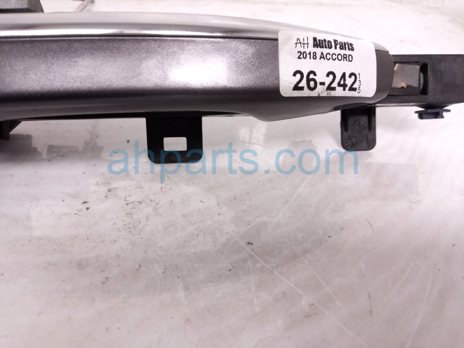 2018 Honda Accord Outside/exterior Front Passenger Exterior Door Handle Grey 72142 TVA A81 Replacement 2018 Honda Accord Outside/exterior Front Passenger Exterior Door Handle Grey 72142 TVA A81 Replacement thumbnail