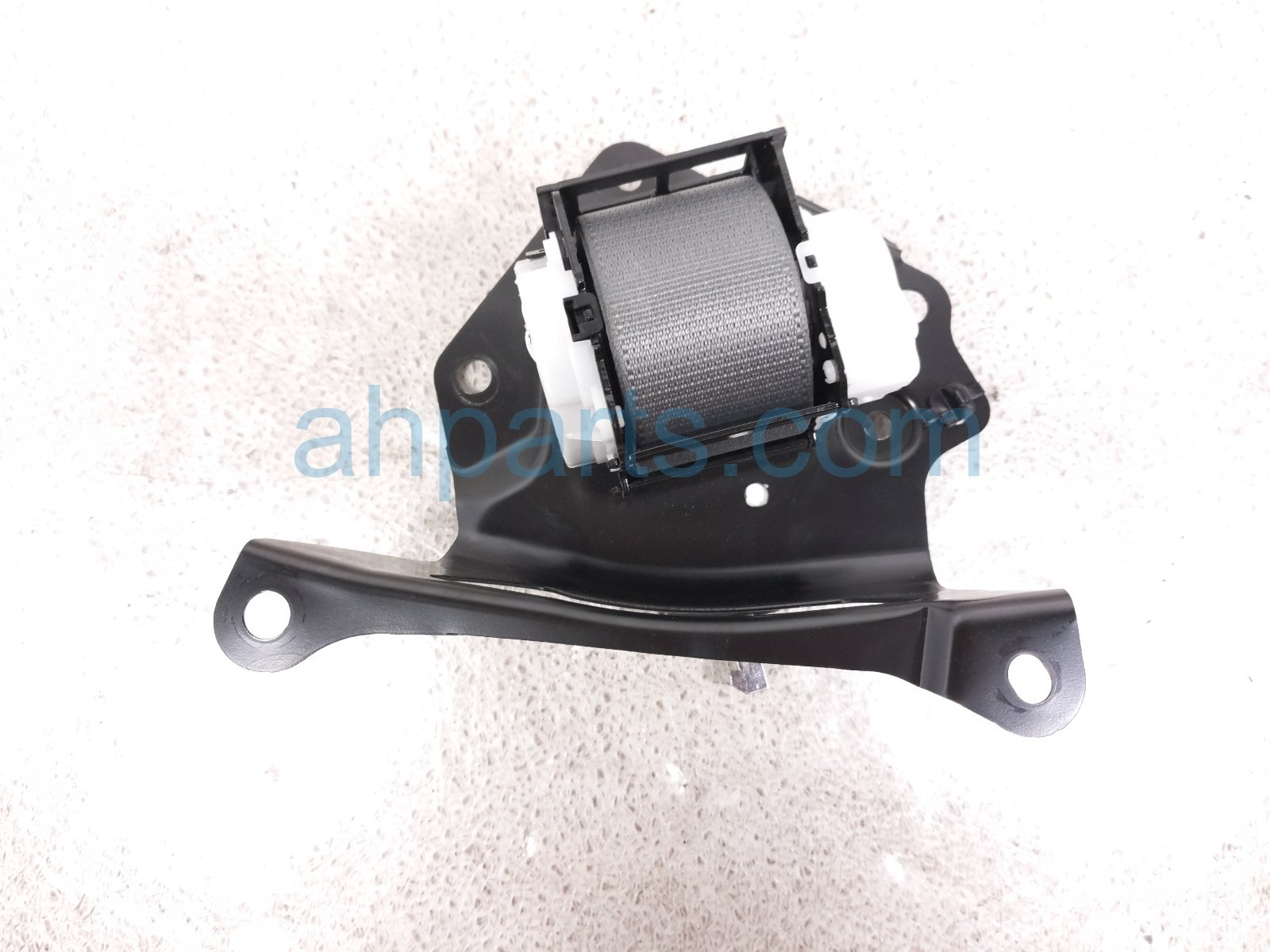 2022 Toyota Sienna Rear Seat 3rd Row Mid Belt Retractor Black 73510 08021 B0 Replacement 2022 Toyota Sienna Rear Seat 3rd Row Mid Belt Retractor Black 73510 08021 B0 Replacement thumbnail